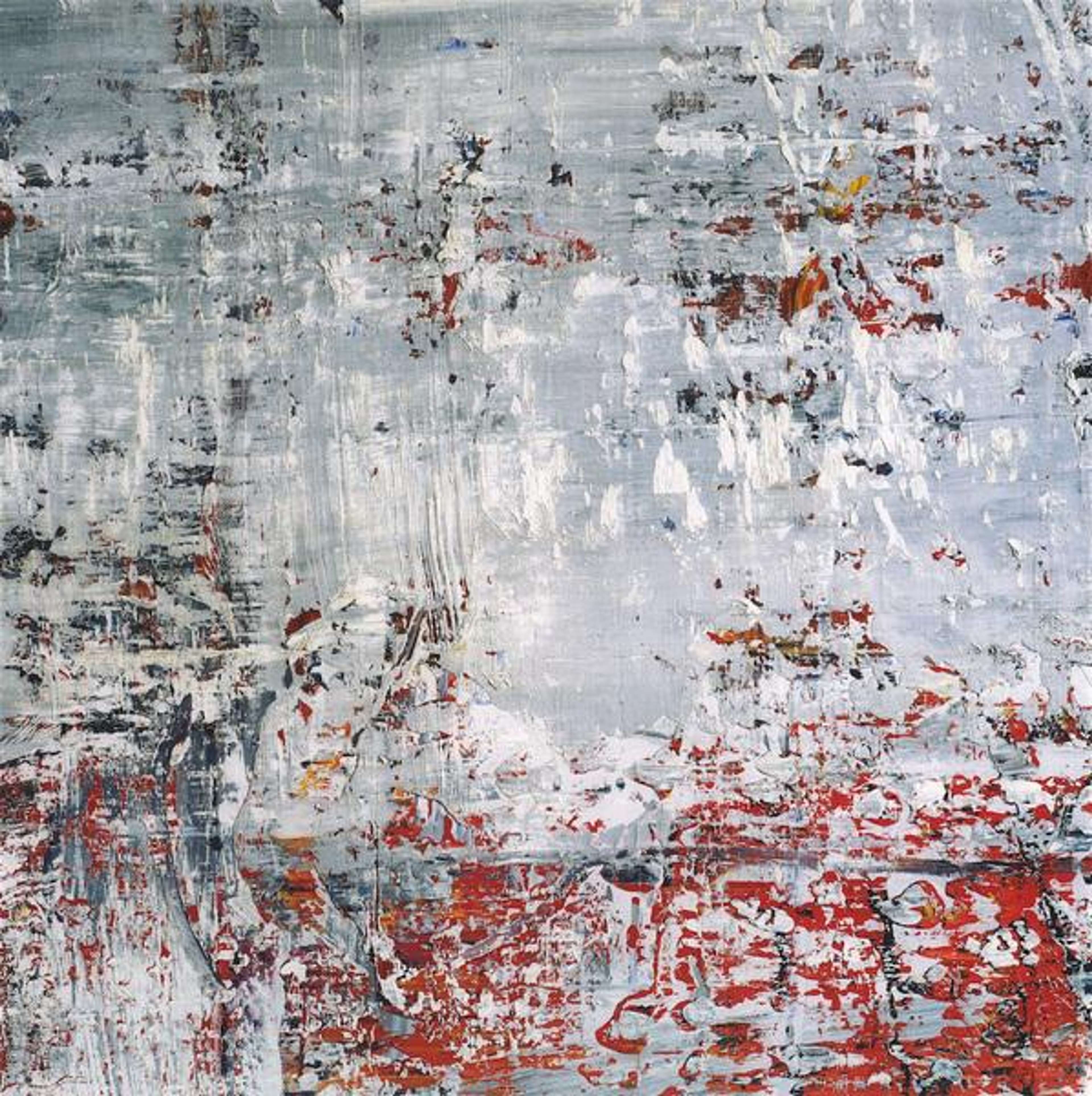 Des couches et des coulures de peinture grise, noire et rouge