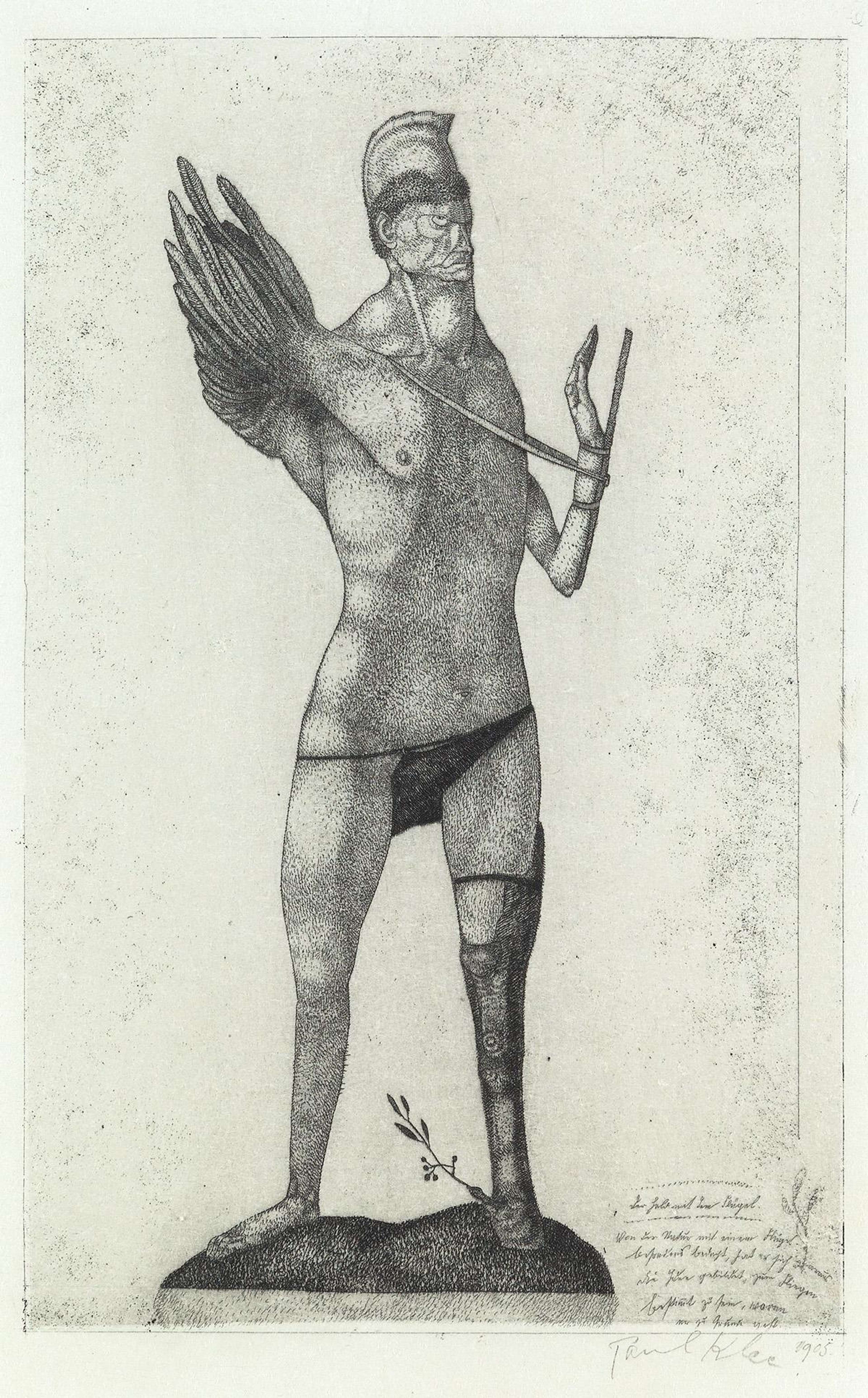 Une gravure très ombrée représentant une figure humanoïde au corps mutilé, avec un bras fin et une aile. Il est nu, à l'exception d'un tissu noué autour de ses hanches. Une de ses jambes se transforme en tronc d'arbre, l'enracinant au sol. Il porte un casque de soldat.