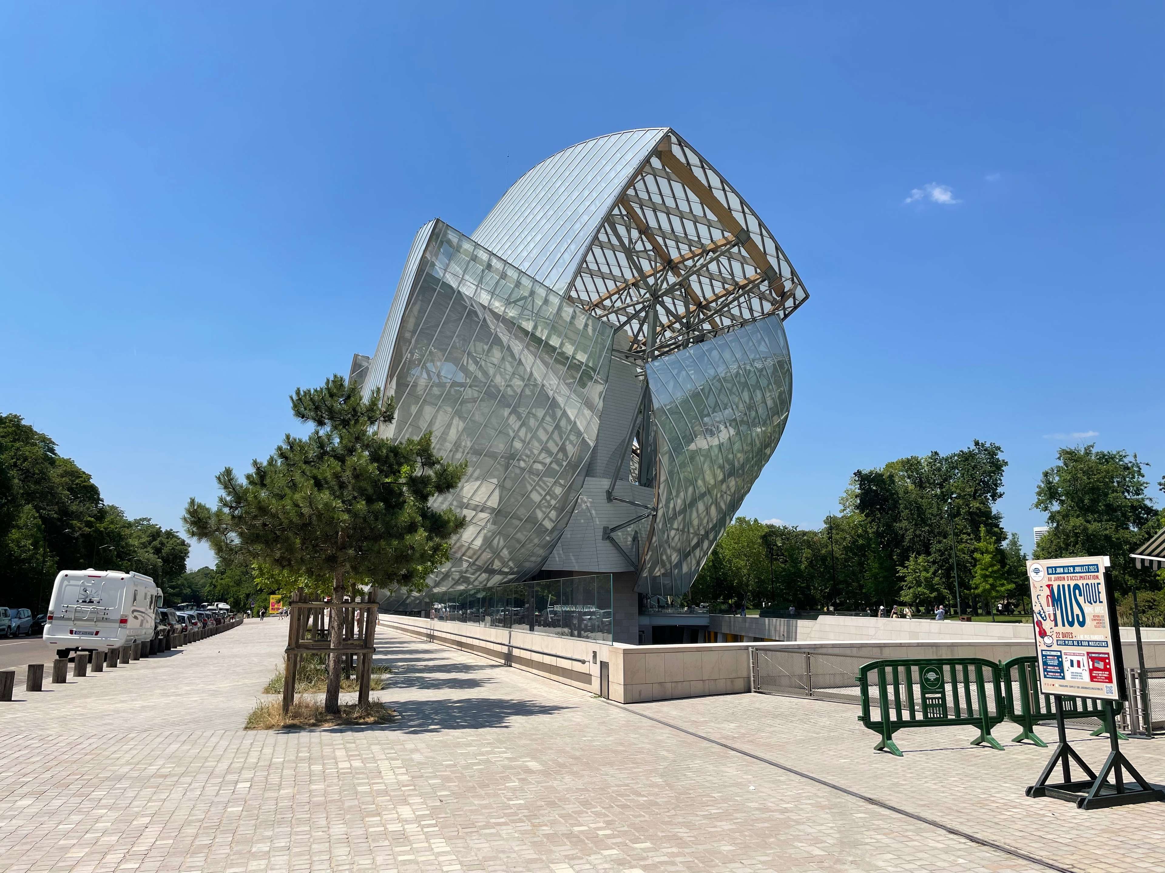 Vue extérieure de la Fondation Louis Vuitton