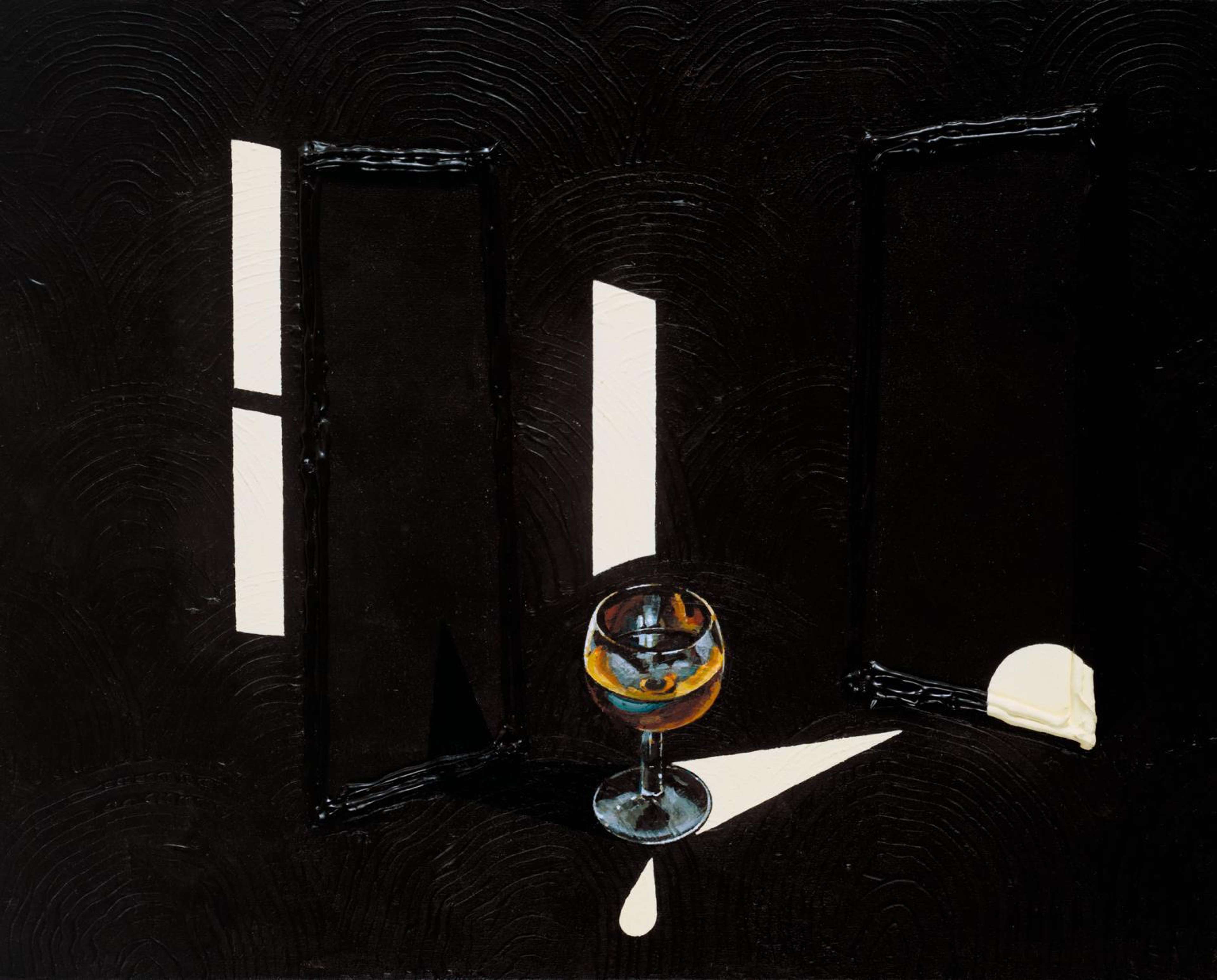 Une peinture de l'artiste Patrick Caulfield représentant un seul verre de whisky photoréaliste, contrastant avec des rehauts blancs figurant des fenêtres et de la lumière sur un fond noir.