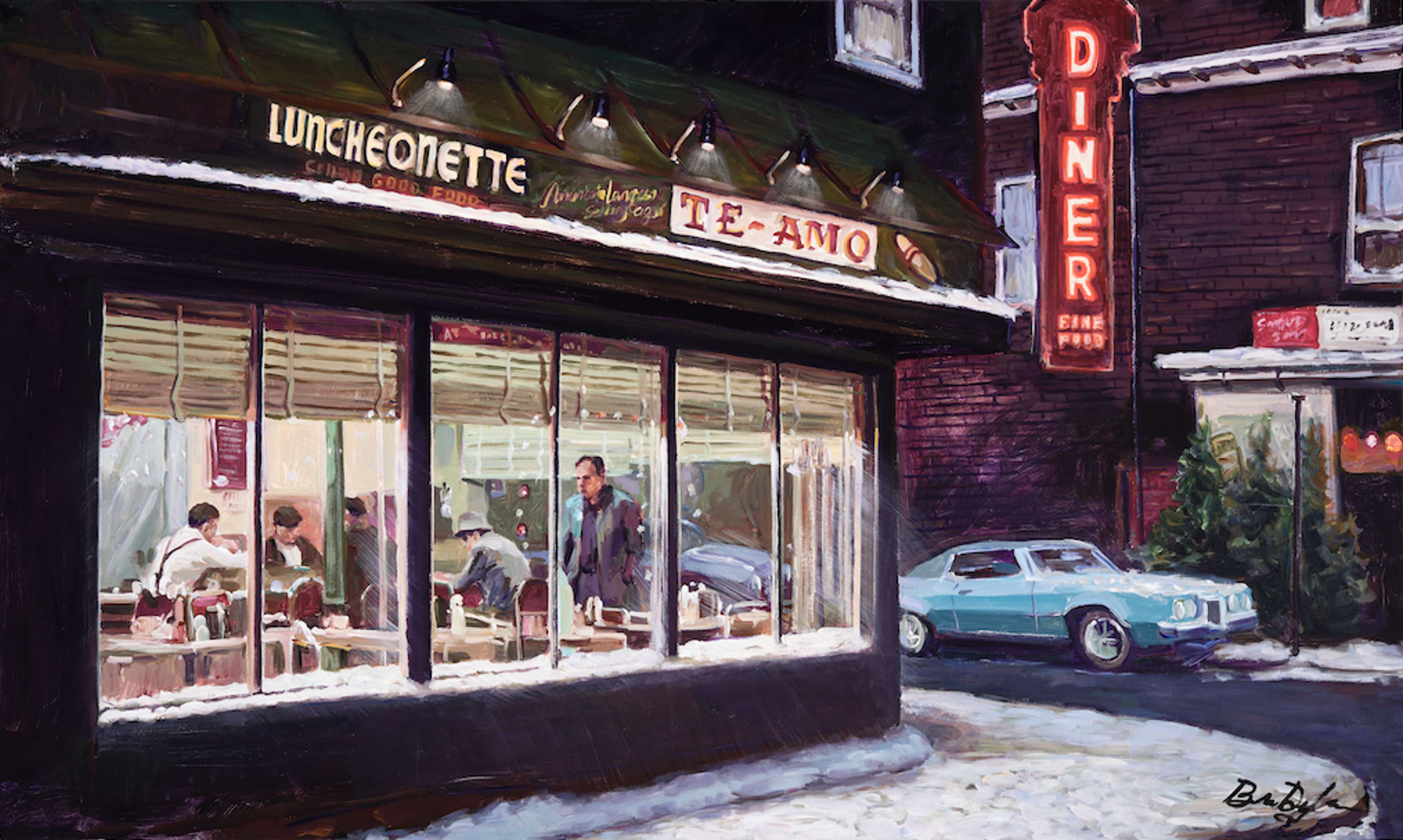 Une peinture représentant l'extérieur d'un restaurant affichant l'inscription « LUNCHEONETTE ». Des employés et des clients sont visibles à travers les grandes fenêtres, et une voiture bleue est garée à l'angle de la rue, peinte sur le bord extrême droit du tableau. Une enseigne éclairée au néon est suspendue juste au-dessus de la voiture garée et indique « DINER ».