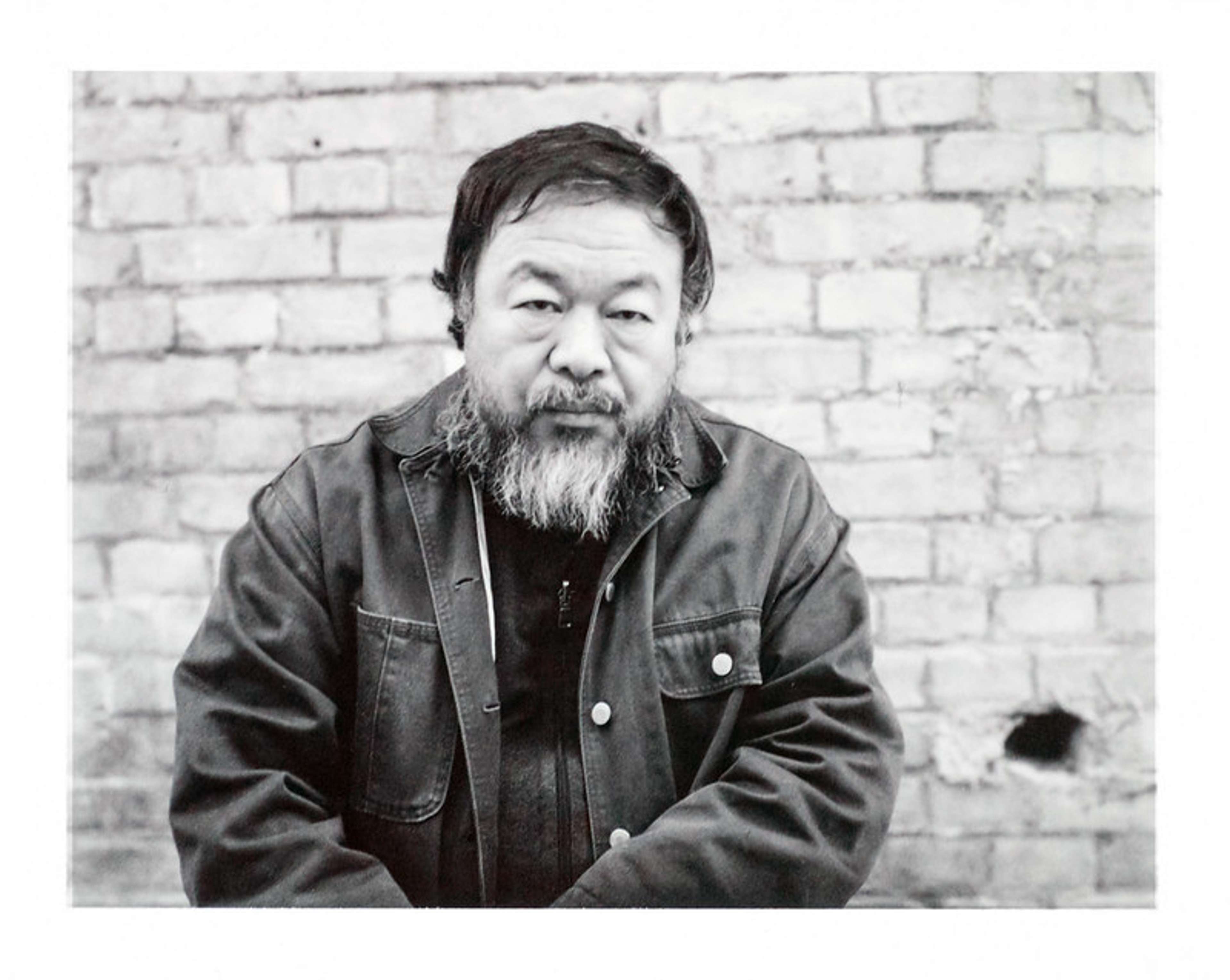 Intéressé(e) à acheter ou vendre Ai Weiwei ?