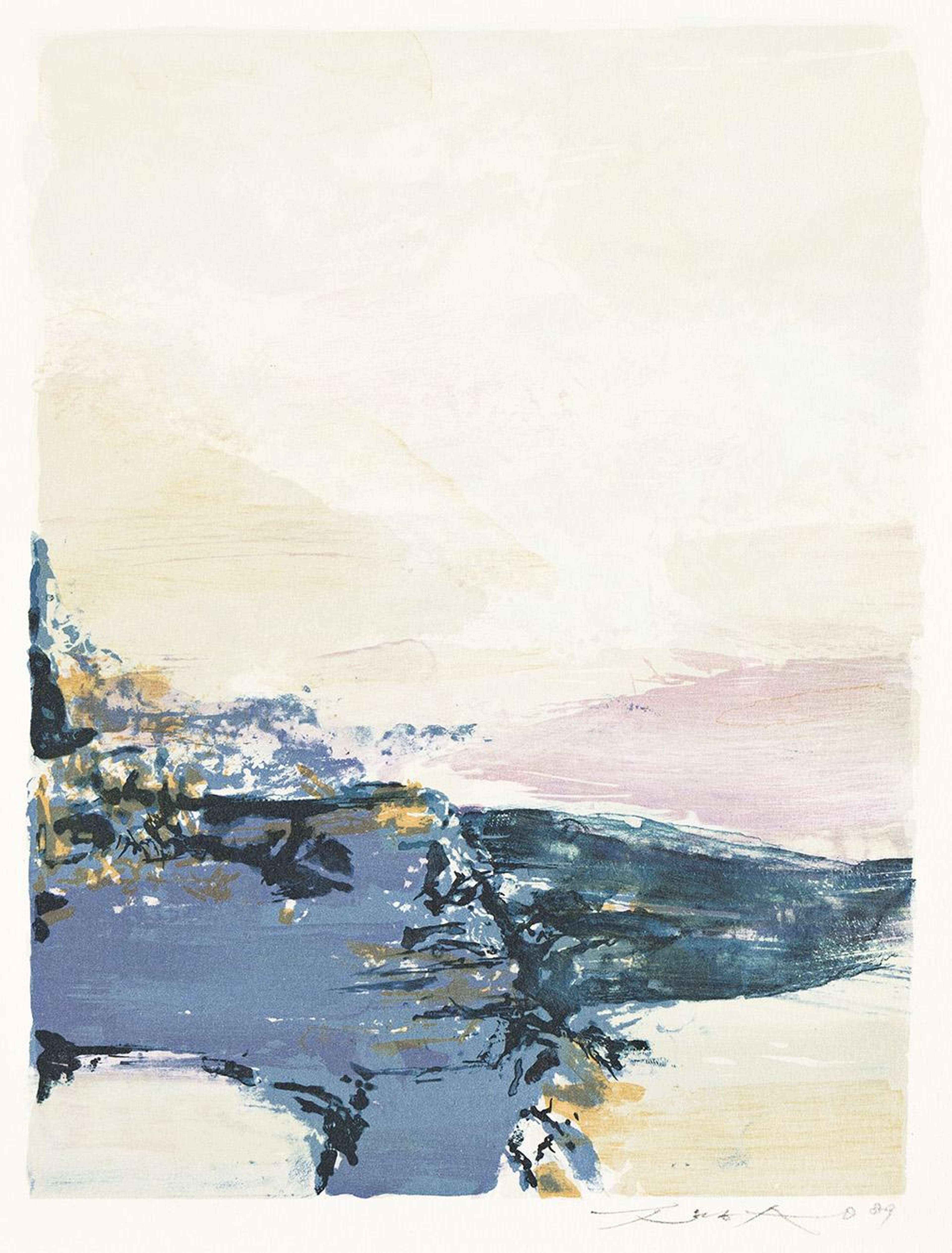 Une peinture abstraite évoquant un front de mer, avec de faibles collines ou montagnes à l'horizon. Les couleurs principales sont le bleu de l'eau, ainsi que le blanc, le jaune doux et le rose pâle pour la terre. C'est une œuvre de type "Abstract Painting", avec des nuances de "Blue Water".