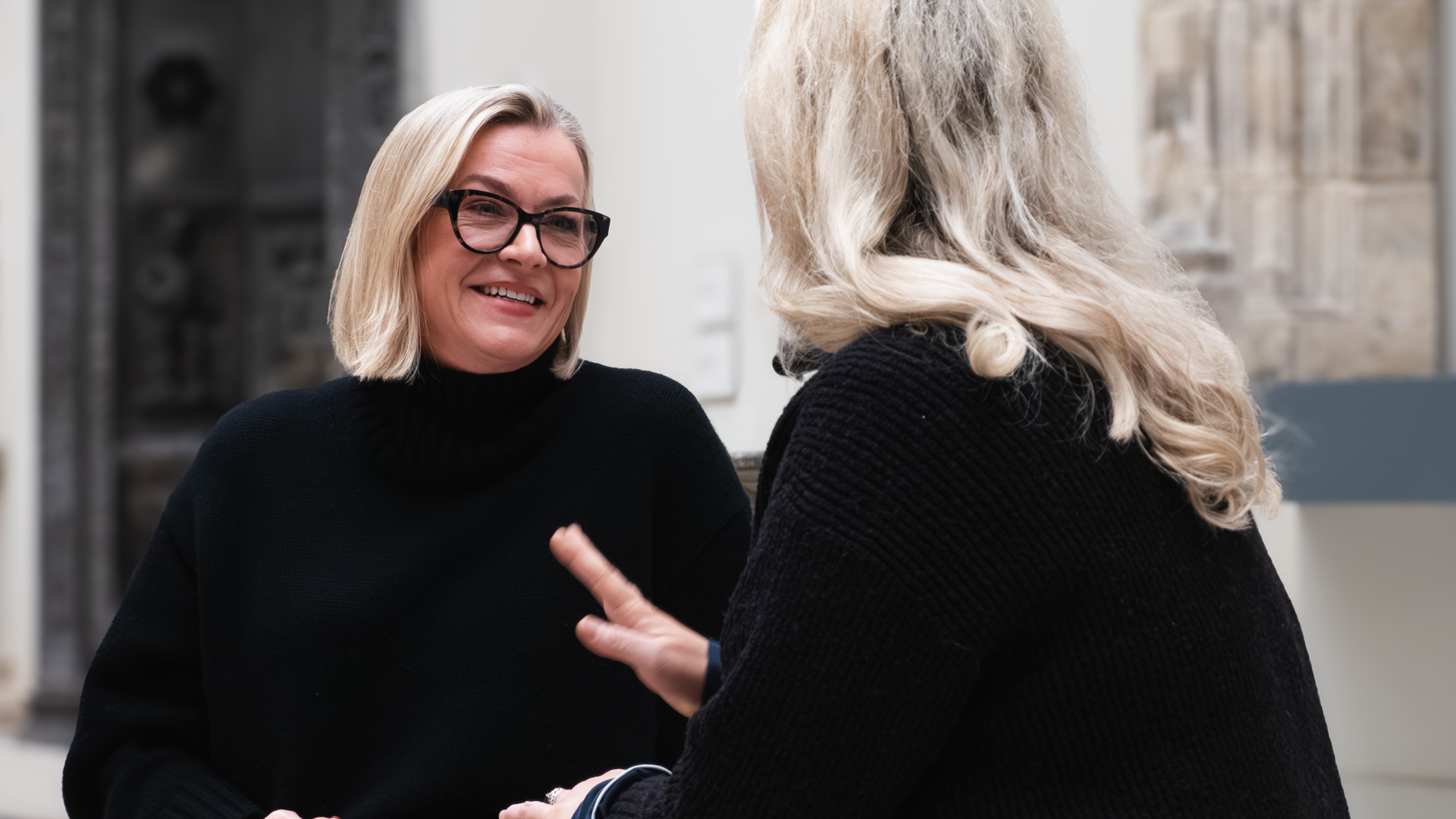 Sarah Briggs a passé sa carrière à observer les gens regarder de l'art