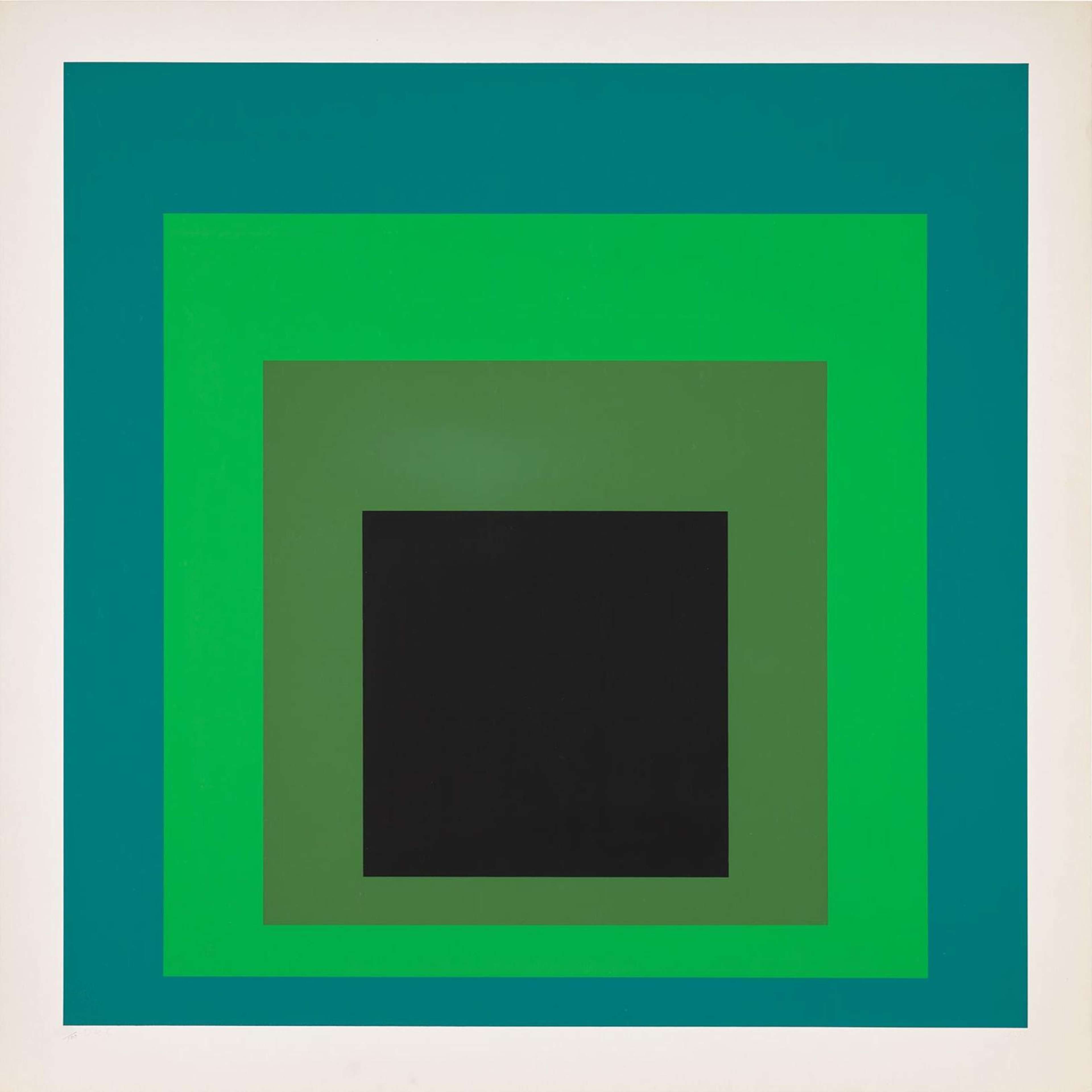Une sérigraphie carrée représentant quatre carrés. Le plus grand carré est de couleur sarcelle foncé. Le carré plus petit à l'avant est vert vif. Le suivant est vert olive, et le plus petit carré au premier plan est noir.