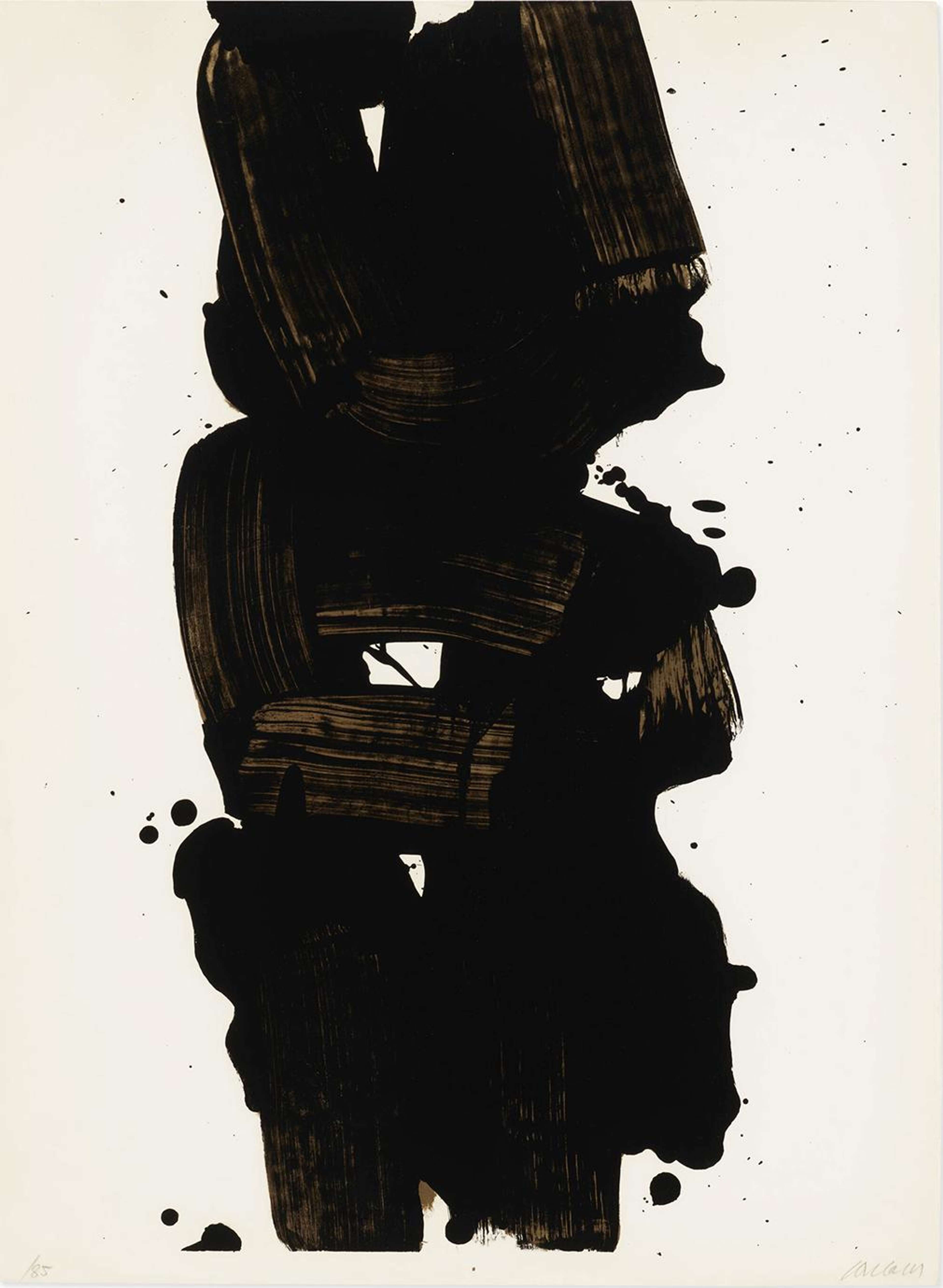 Une estampe lithographique représentant de larges coups de pinceau noirs traversant verticalement le centre. Le fond est blanc cassé, avec quelques éclaboussures et taches d'encre noire.