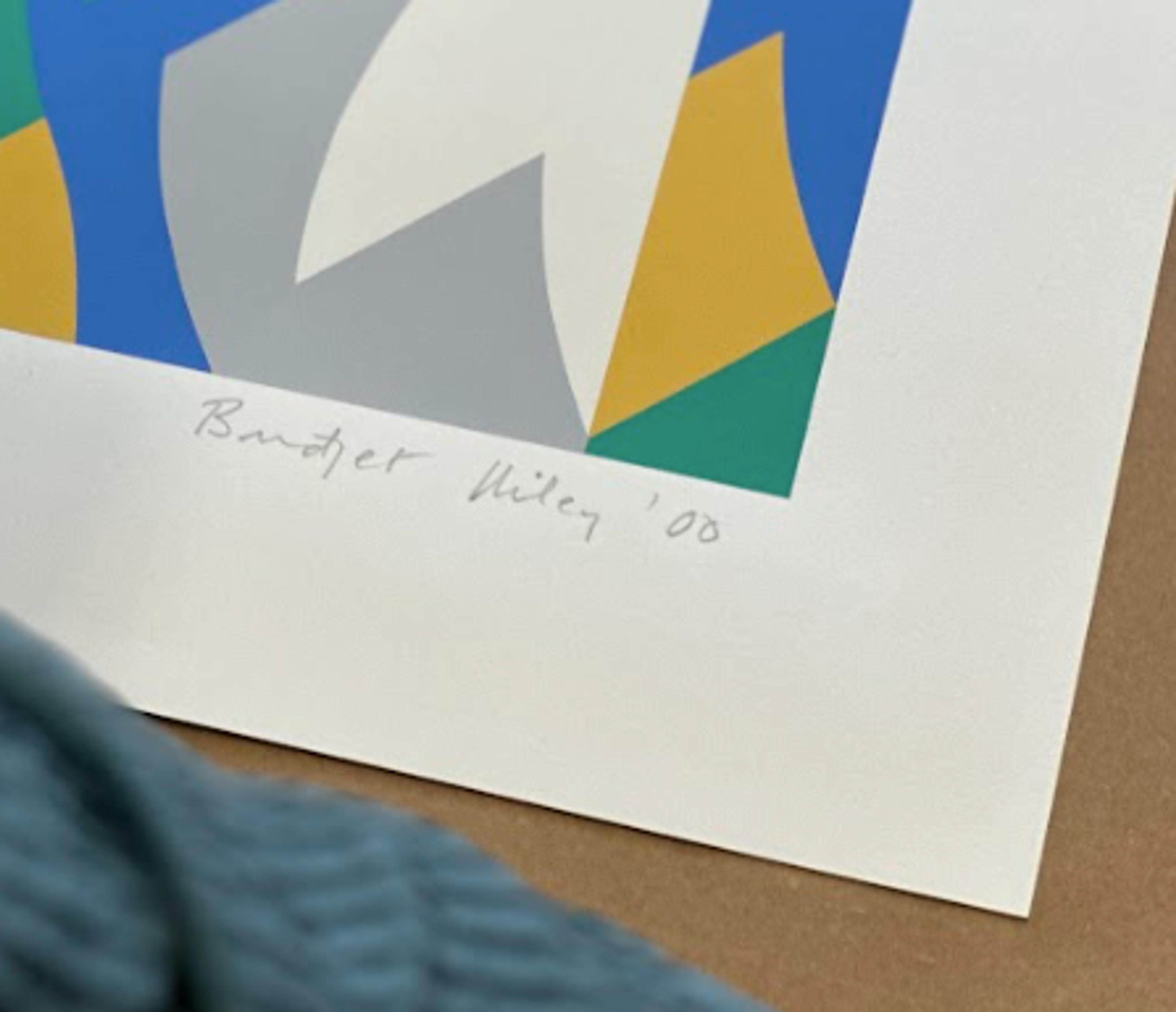 Photographie d'une signature d'estampe de Bridget Riley