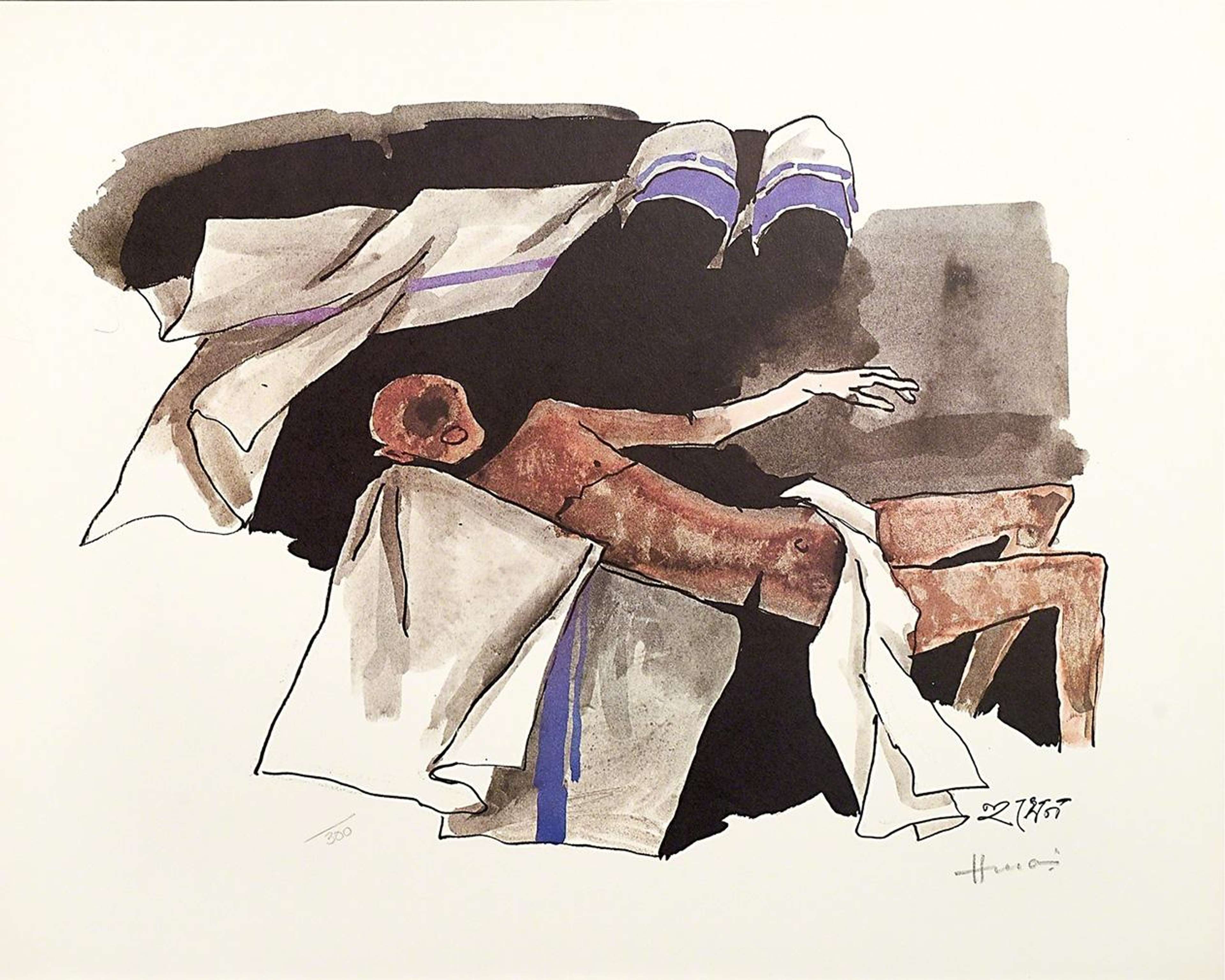 Un enfant est allongé sur les genoux de deux figures de Mère Teresa, toutes deux définies uniquement par leurs vêtements et leur coiffe emblématiques blancs et bleus. Ses traits sont perdus sur le fond noir.