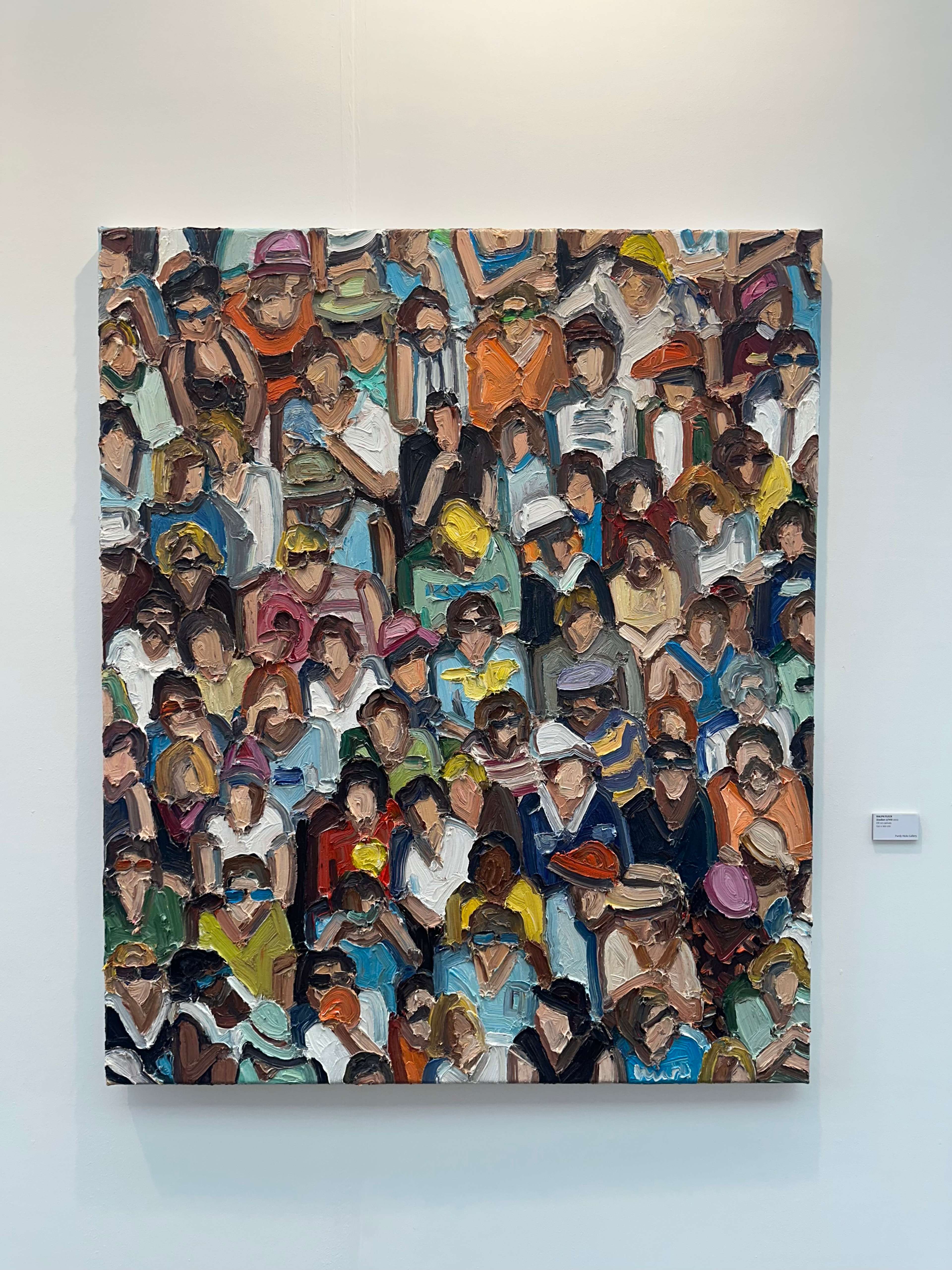 Une grande toile remplie de figures abstraites et colorées, densément regroupées.