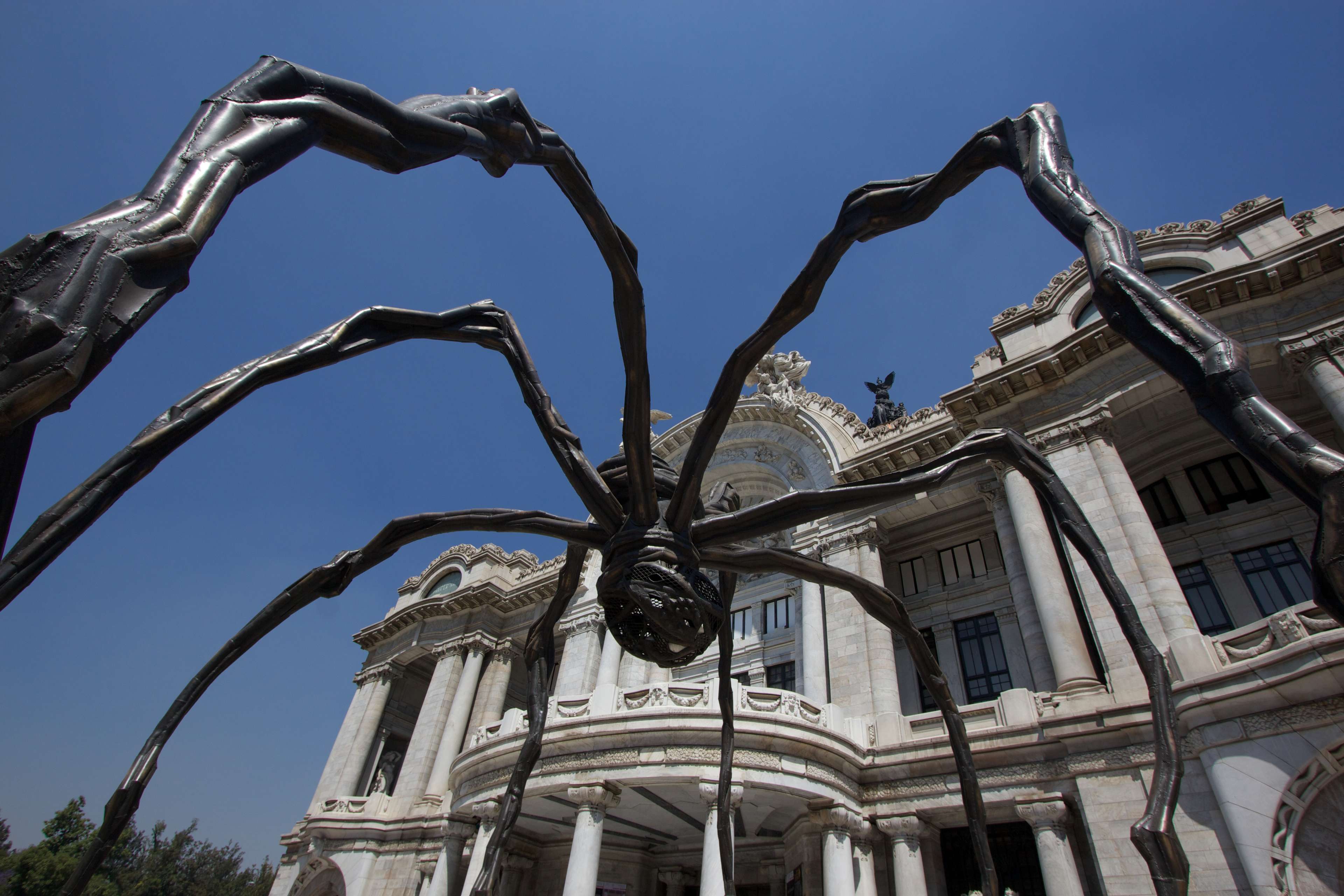 Maman, Misogynie et Art Moderne
