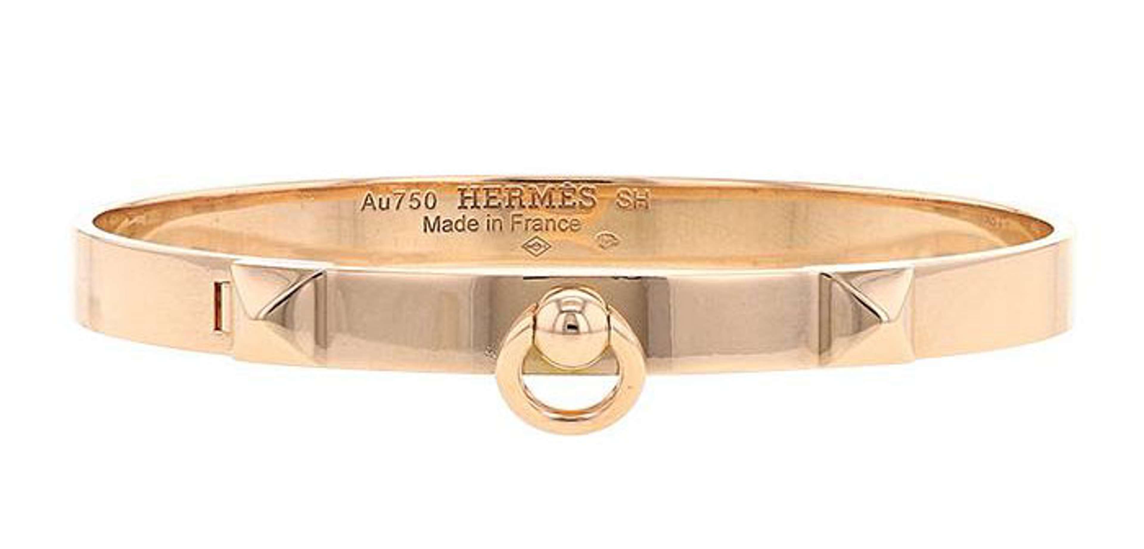 Une image d'une version en or rose du bracelet Collier de Chien d'Hermès.