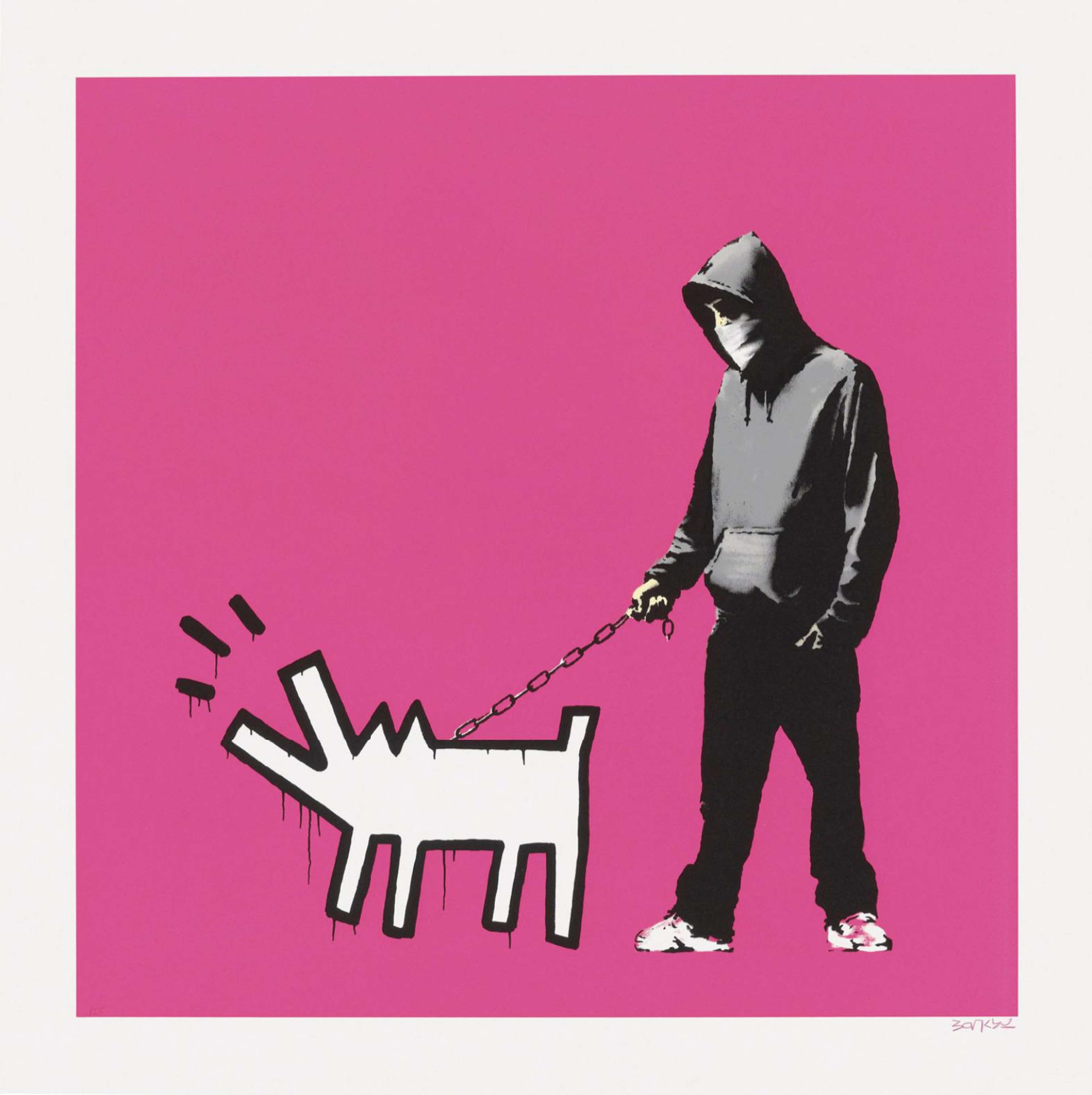 Une sérigraphie de Banksy, intitulée « Choose Your Weapon (magenta) », représentant un jeune homme encapuchonné vêtu de noir qui marche vers la gauche tout en tenant la laisse d'un chien stylisé et aboyeur. L'œuvre présente des contours au pochoir noirs et nets, un fond magenta uni, des détails monochromes sur la figure et le motif du chien blanc inspiré de Keith Haring, traduisant l'esthétique street art à fort contraste de Banksy. Réalisée en sérigraphie, elle porte la signature de l'artiste au crayon rose dans la marge inférieure droite et fut éditée en édition signée de 25 exemplaires.