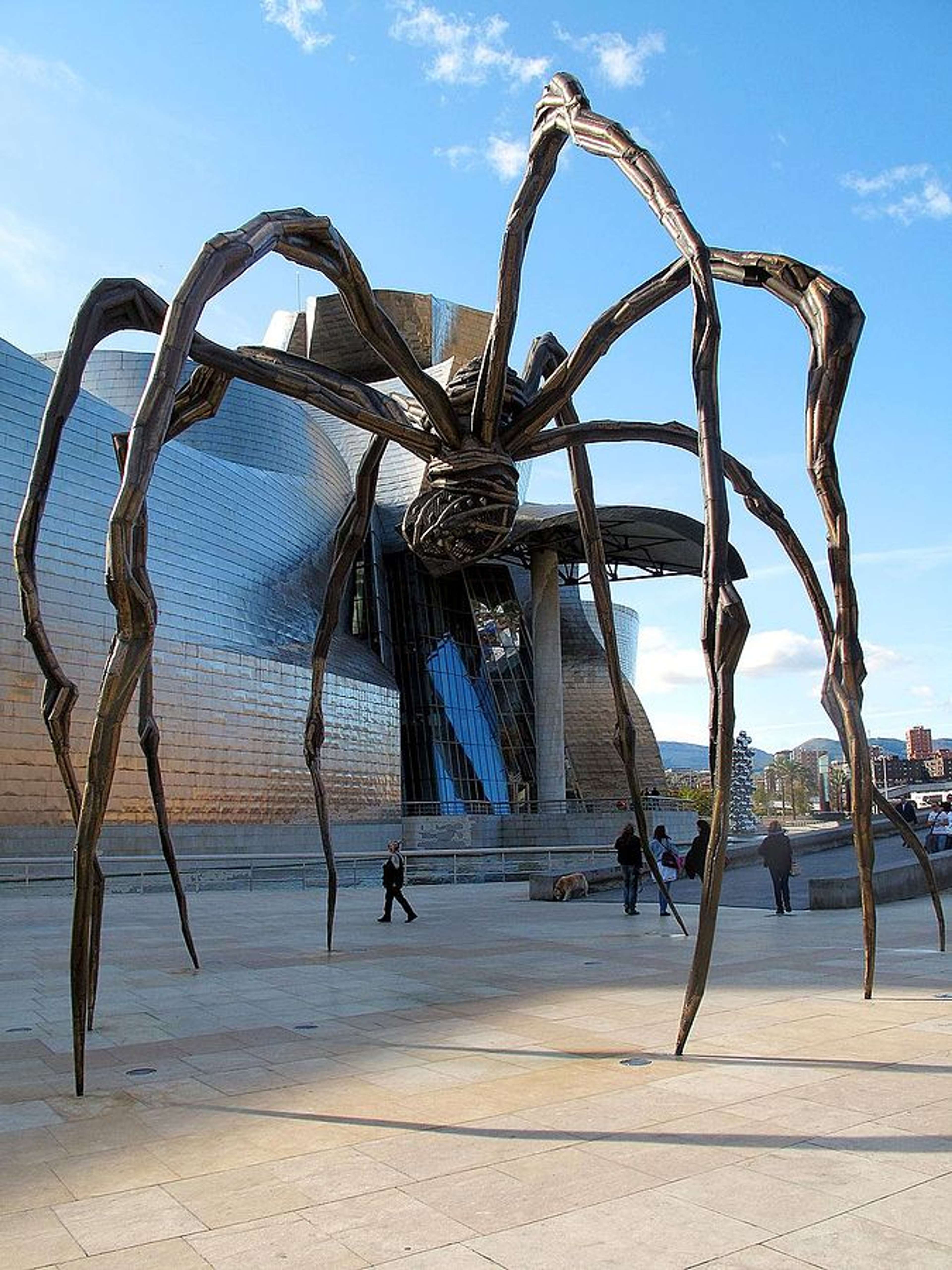 Louise Bourgeois : la femme derrière les sculptures d'araignées
