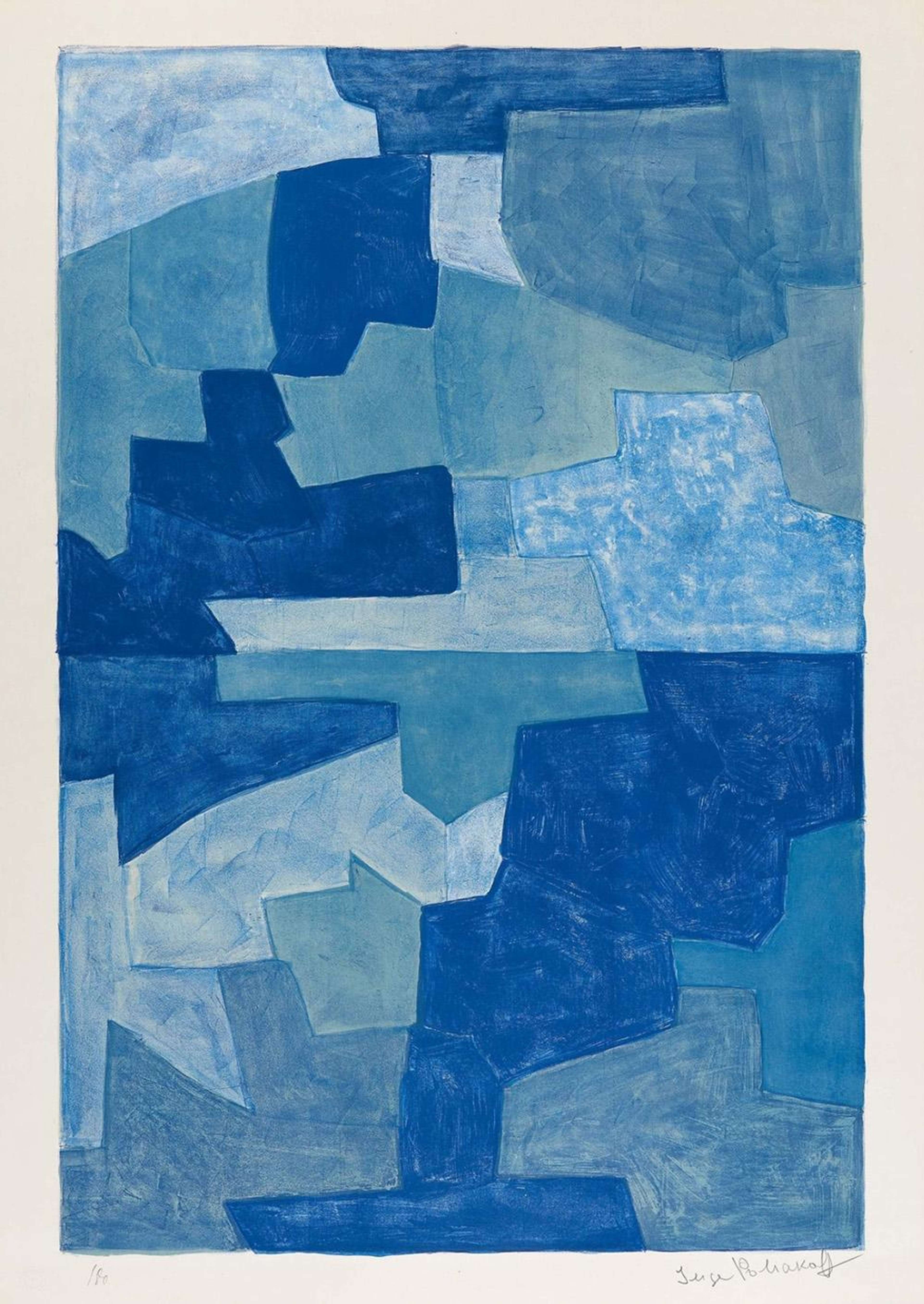 Une composition au format portrait comprenant des formes de style puzzle dessinées et peintes librement. Chacune présente une nuance de bleu légèrement différente.