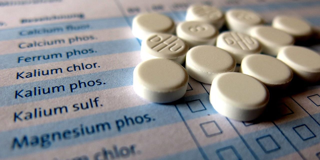 AI technology improving operational efficiency and diagnostic accuracy in a modern homeopathy clinic