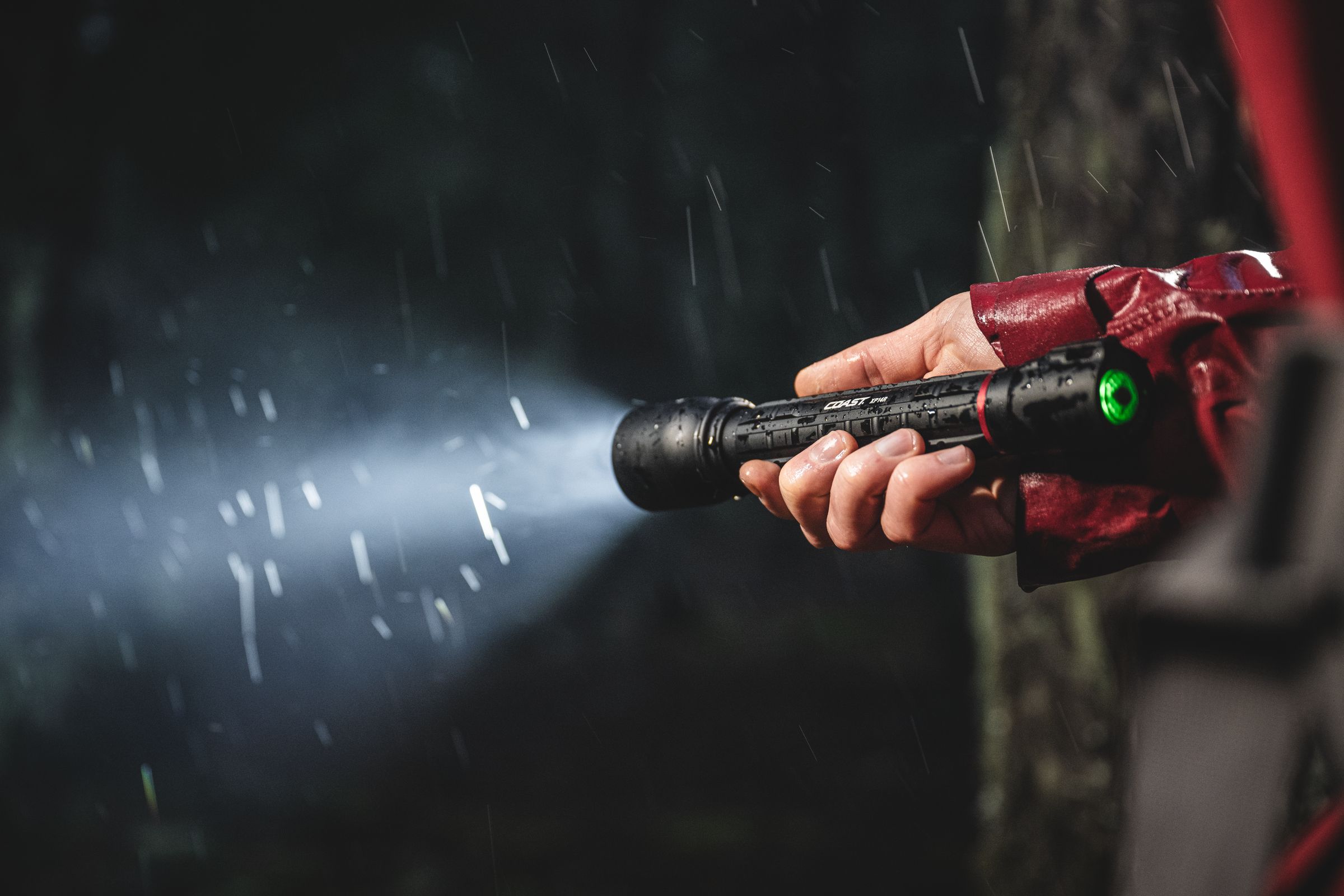 COAST XP14R 4500 Lumen IP54 Flashlight | COAST: Innovative LED