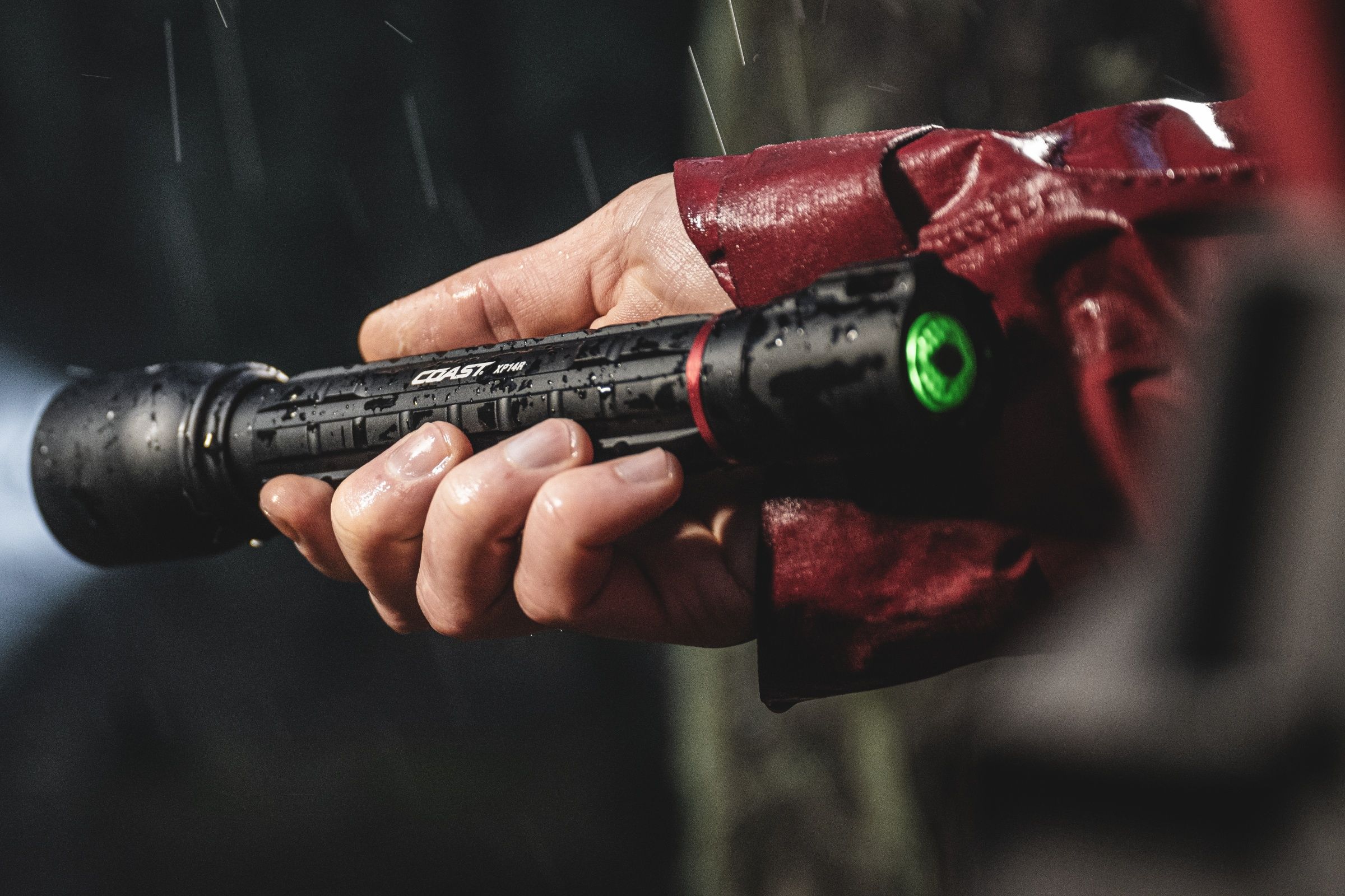 COAST XP14R 4500 Lumen IP54 Flashlight | COAST: Innovative LED