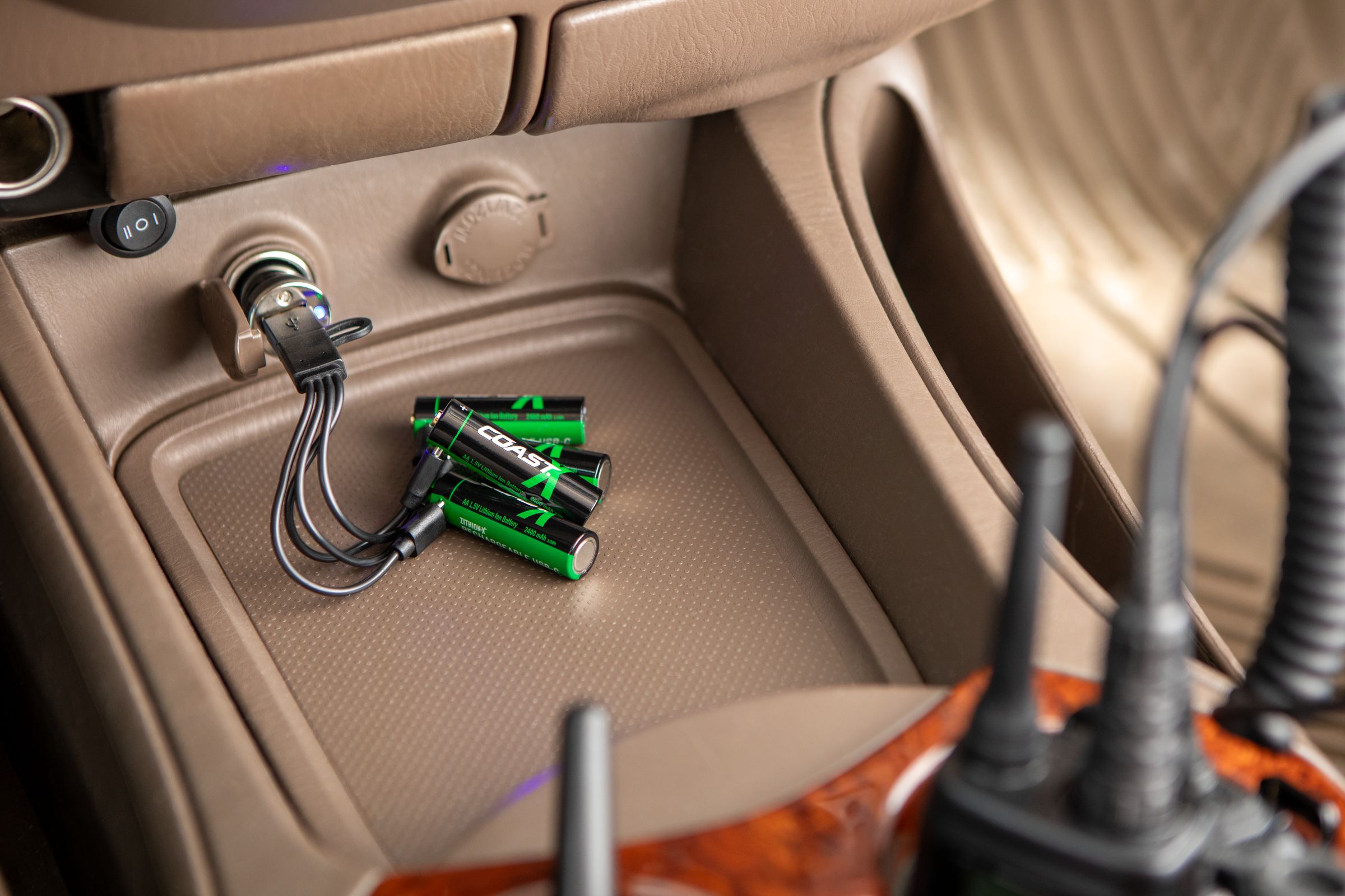 COAST: Innovative LED Flashlights and Hands Free Lighting Solutions