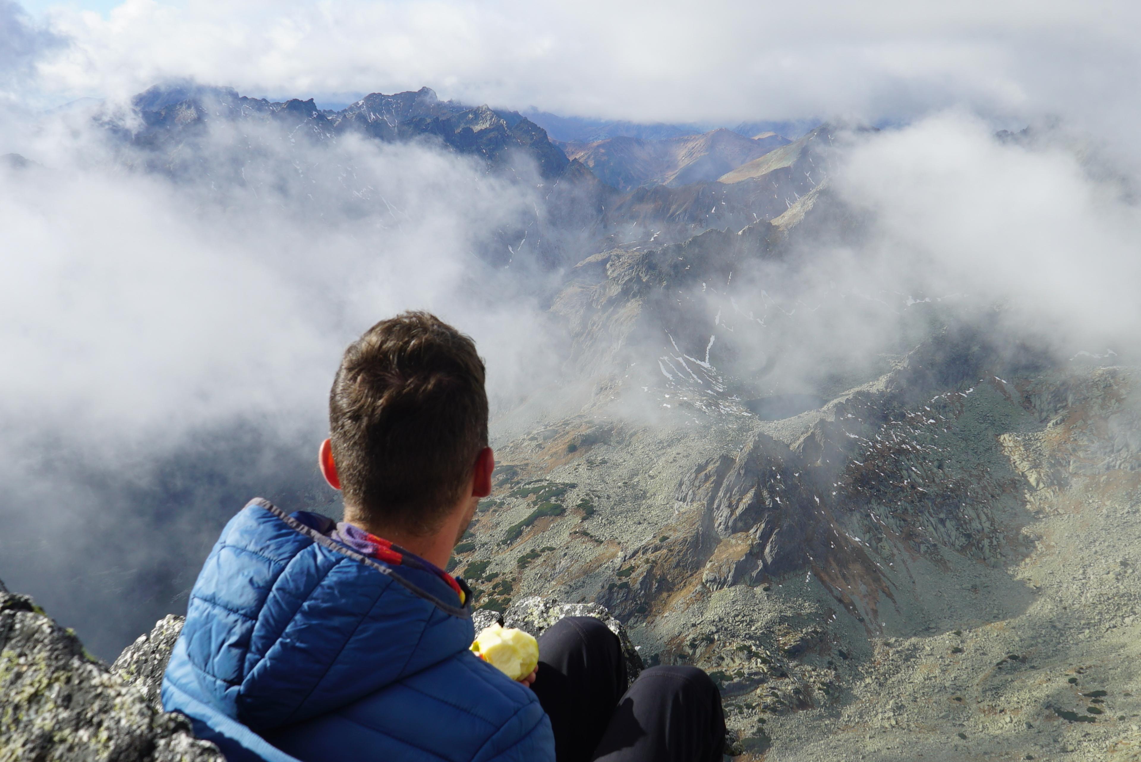 Wild alpine terrain · Rocky ridges · Exposed sections · High mountain landscapes · Panoramic views