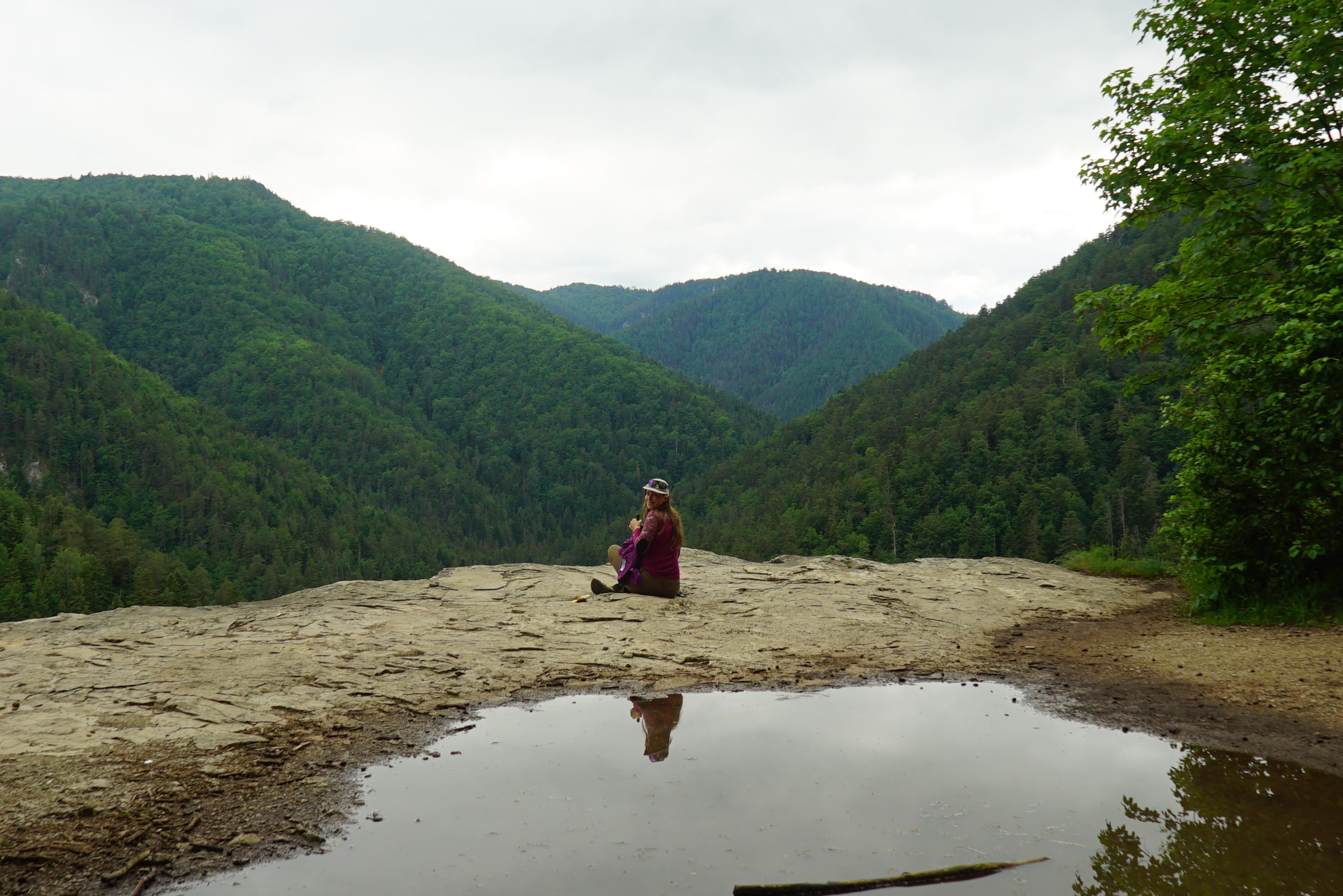 rocky viewpoint slovak paradise wilderness green view george river 