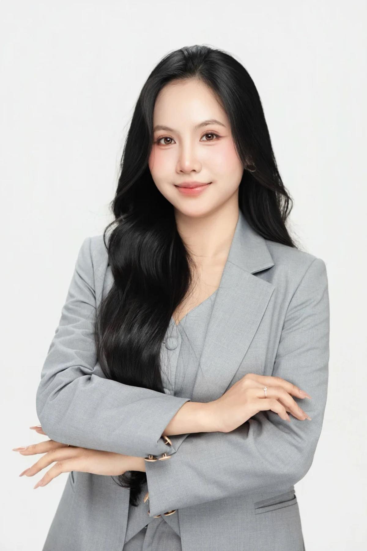 Ảnh 2 trong gallery chuyên môn của Ánh Tuyết tại Gạo Nâu Personal Makeup.