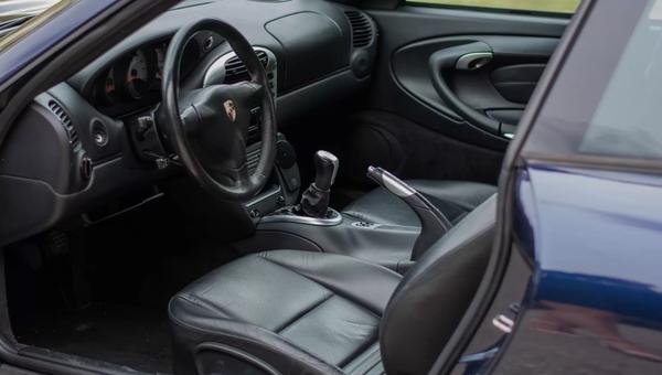 996 Porsche 911 Intro