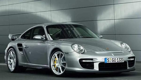 The 997 Generation of the Iconic Porsche 911: A Harmonious Blend of Heritage and Innovation