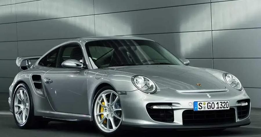 The 997 Generation of the Iconic Porsche 911: A Harmonious Blend of Heritage and Innovation
