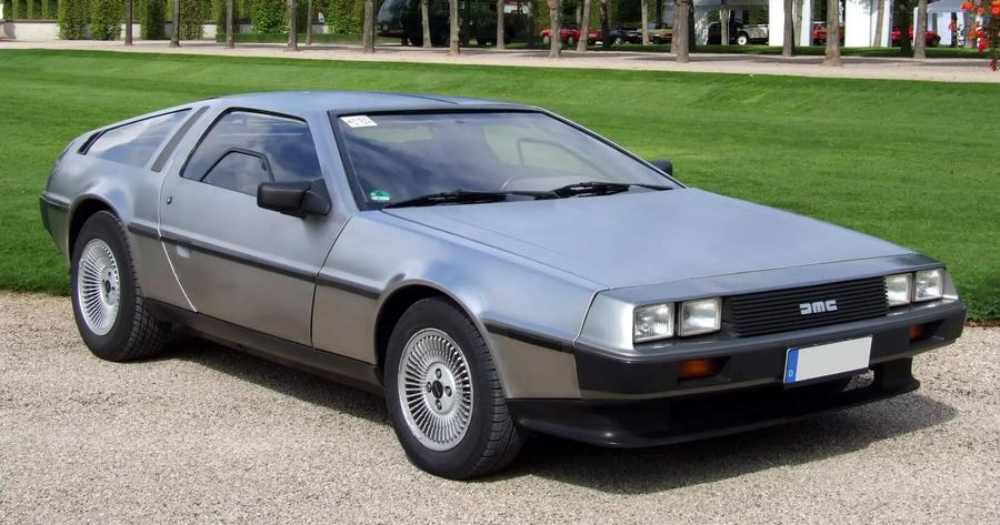 The DMC DeLorean: From Futuristic Vision to Pop Culture Icon