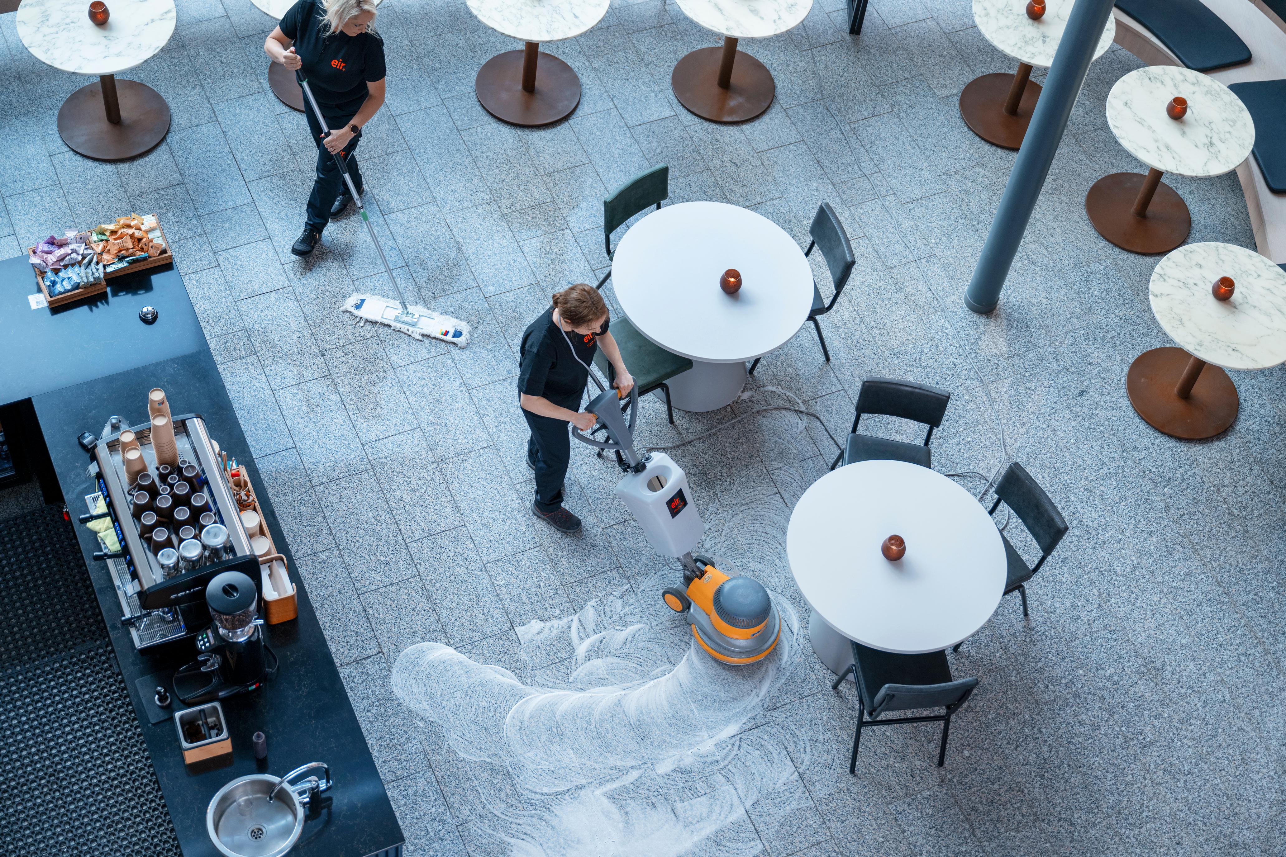 Eir er et naturlig valg for alle bedrifter som søker en komplett leverandør av renholdstjenester.