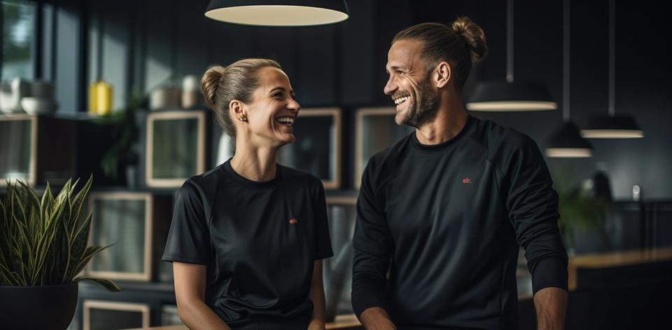 Bilde av dame og mann fra Eir