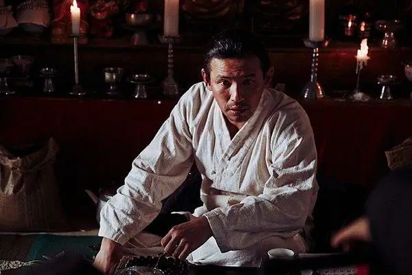 cuplikan Hwang Jung Min di film The Wailing (dok. 20th Century Fox Korea/The Wailing)