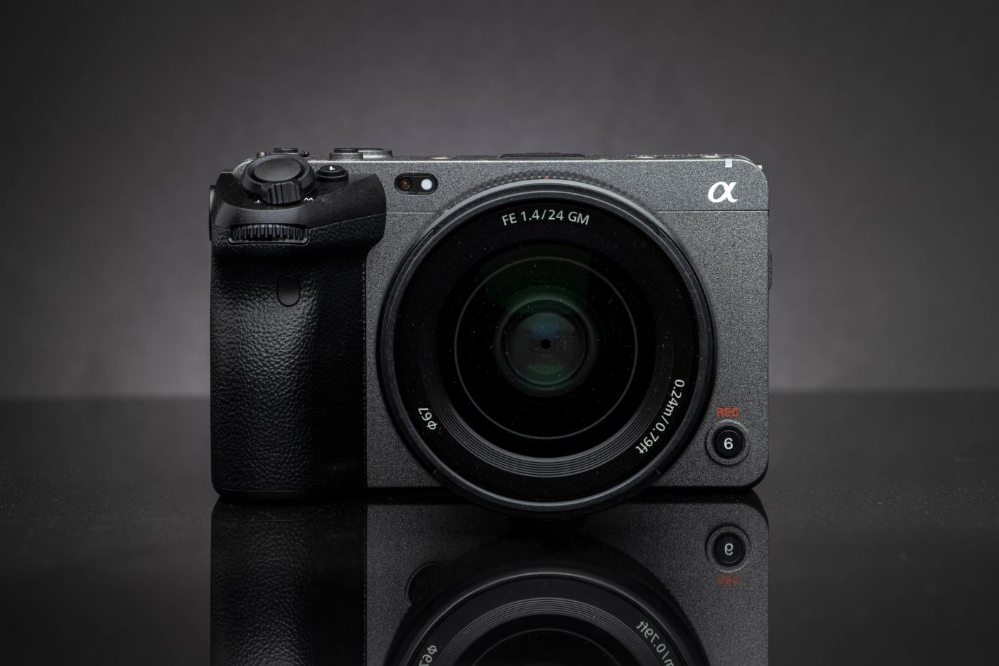 Sony FX3 dengan lensa Sony FE 24mm F1.4 GM
