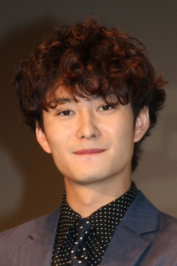Foto profil Masaki Okada, pemeran J dalam A Shop for Killers Season 2