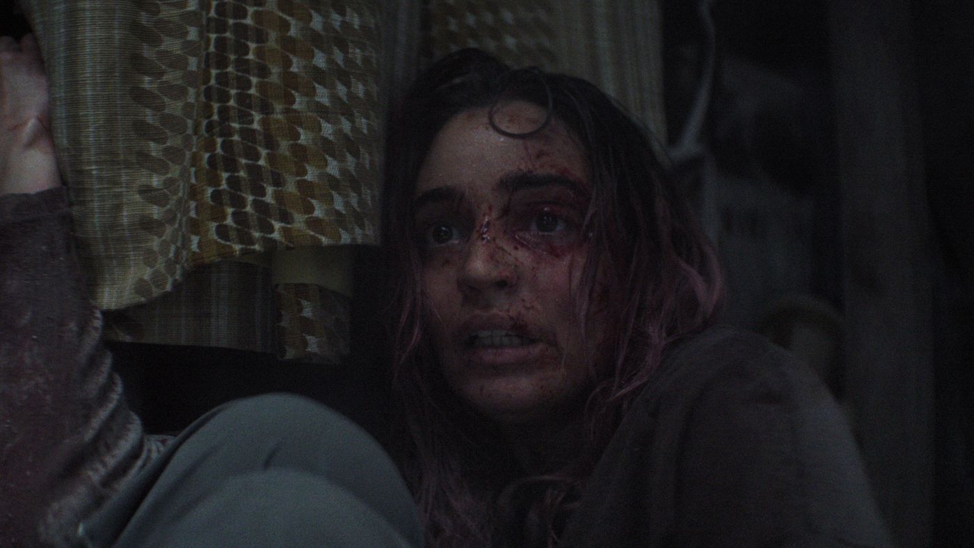 Still promosi Evil Dead Burn menggambarkan ketegangan keluarga Price sebelum kecelakaan Will