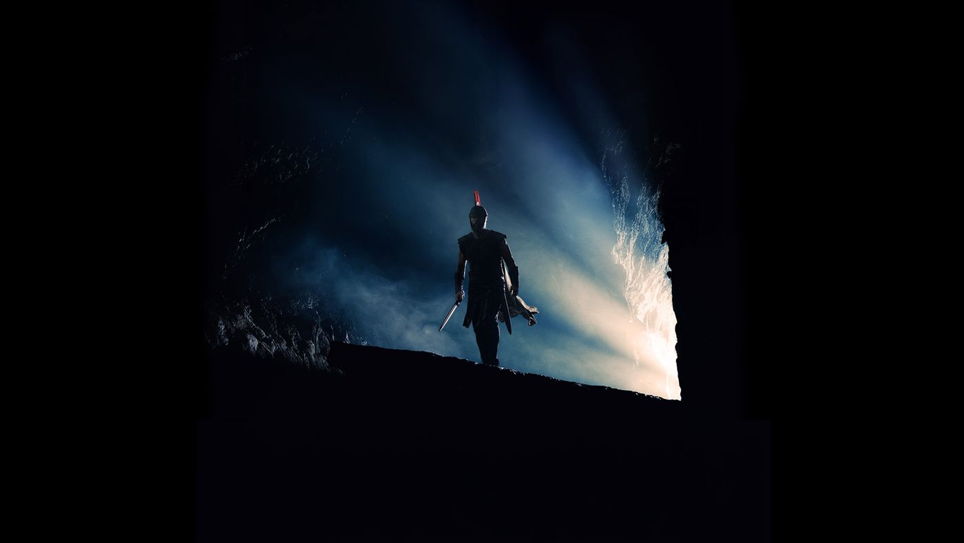 Still resmi The Odyssey menampilkan Charlize Theron sebagai Calypso