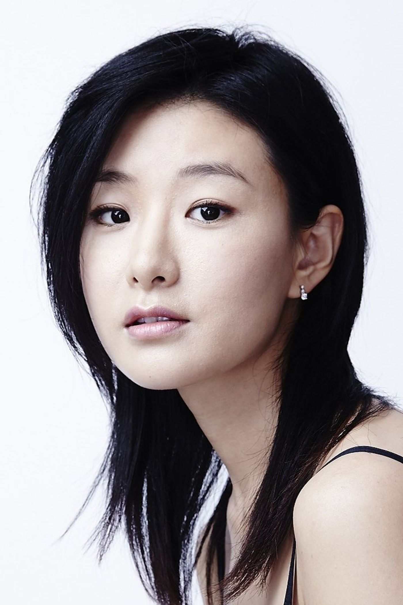 Foto profil Hyunri, pemeran Q dalam A Shop for Killers Season 2