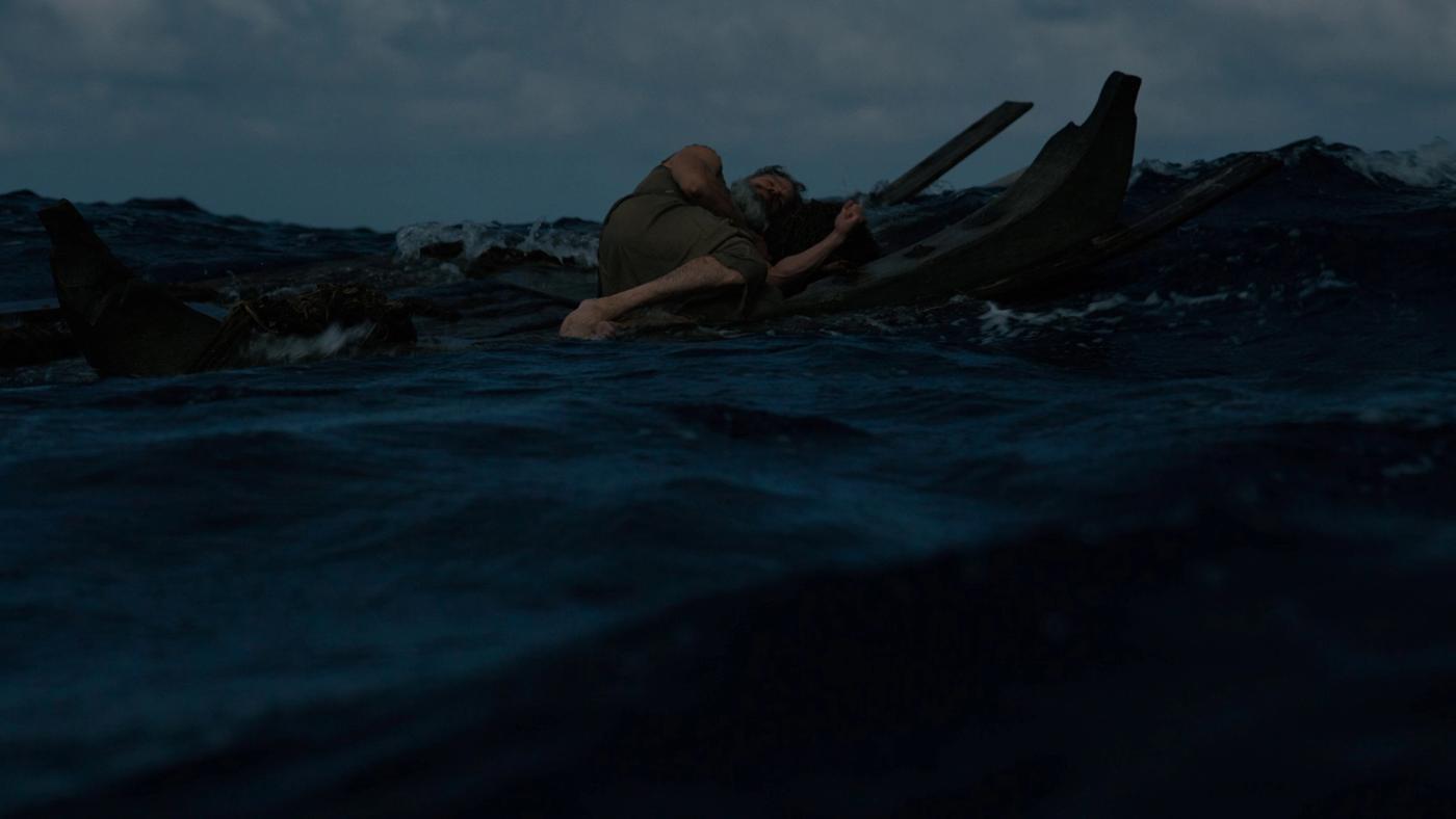 Still resmi The Odyssey menampilkan Tom Holland sebagai Telemachus