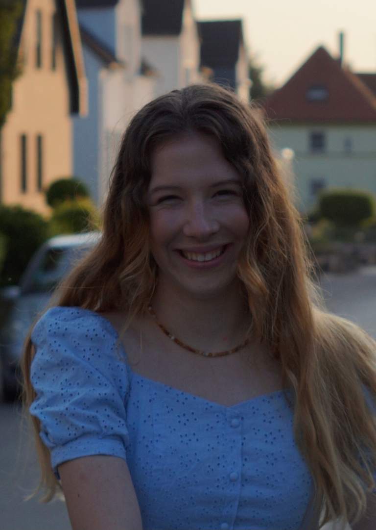Eszter Keszthelyi, team leader.