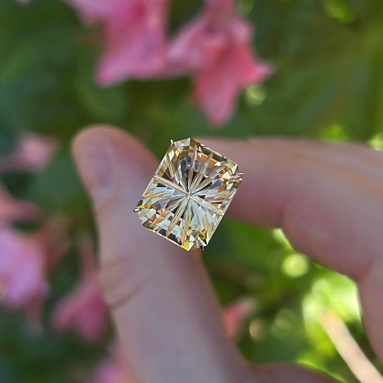 Golden Yellow Citrine, 7.95 ct — additional view 4 — ORLIVET ORL-GEM-027