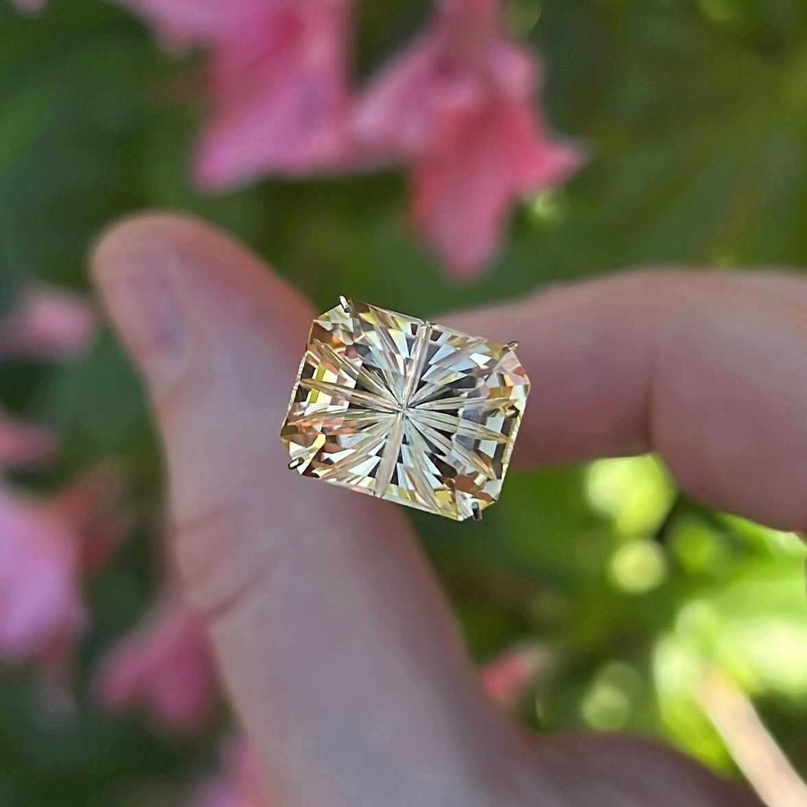 Golden Yellow Citrine, 7.95 ct — additional view 3 — ORLIVET ORL-GEM-027