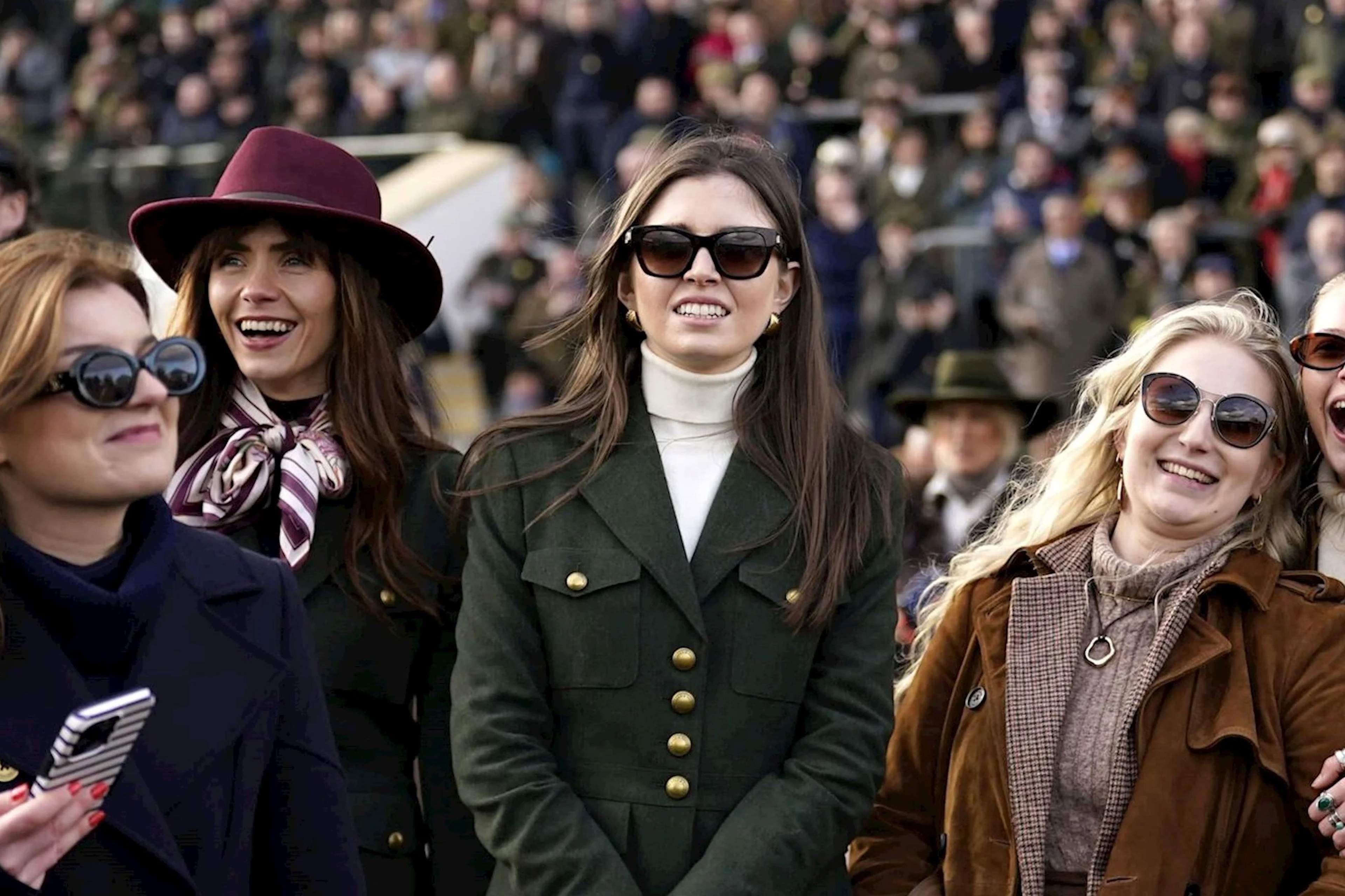 Race-day crowd at Cheltenham Racecourse