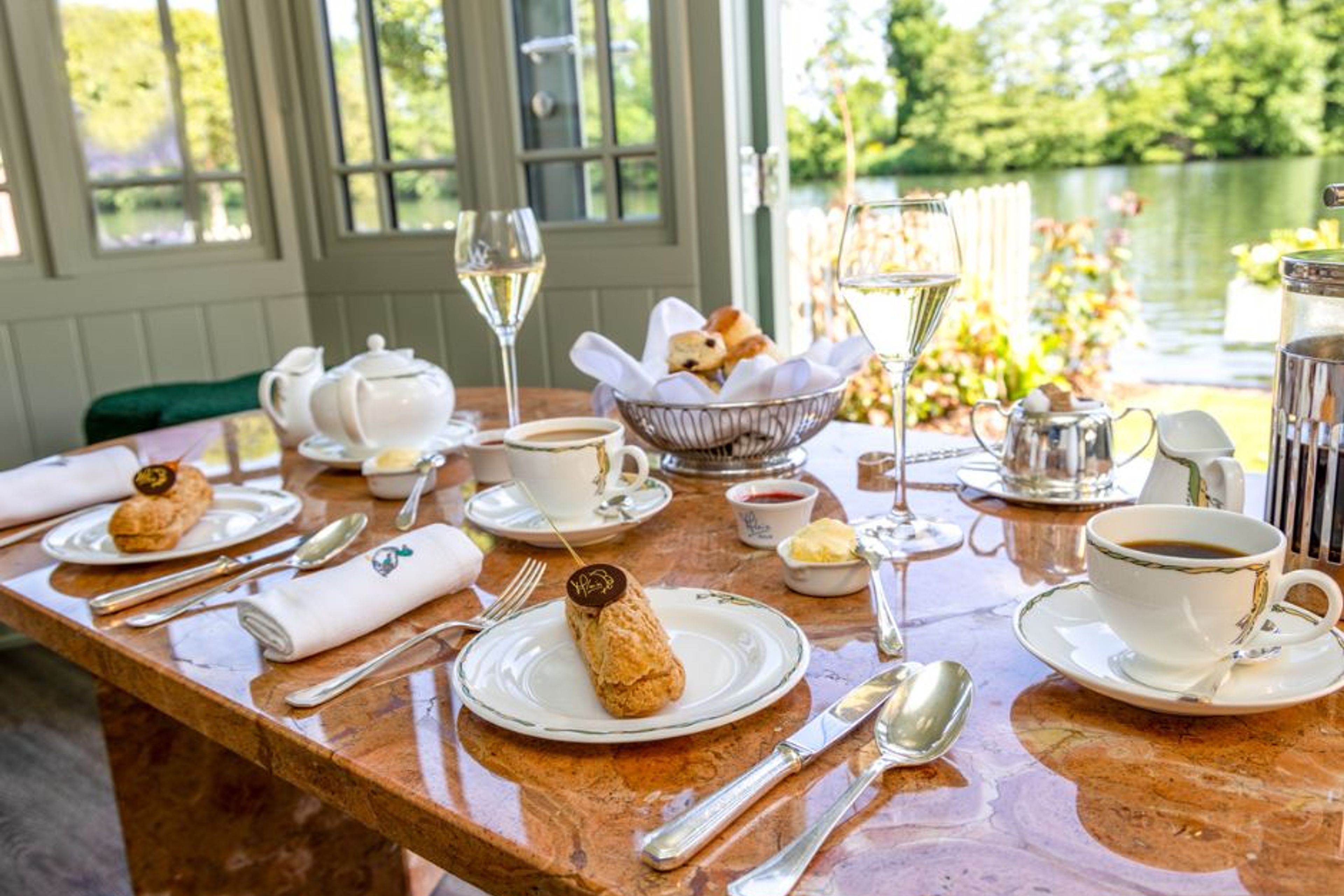 The Roux family's 3-star inn since 1985