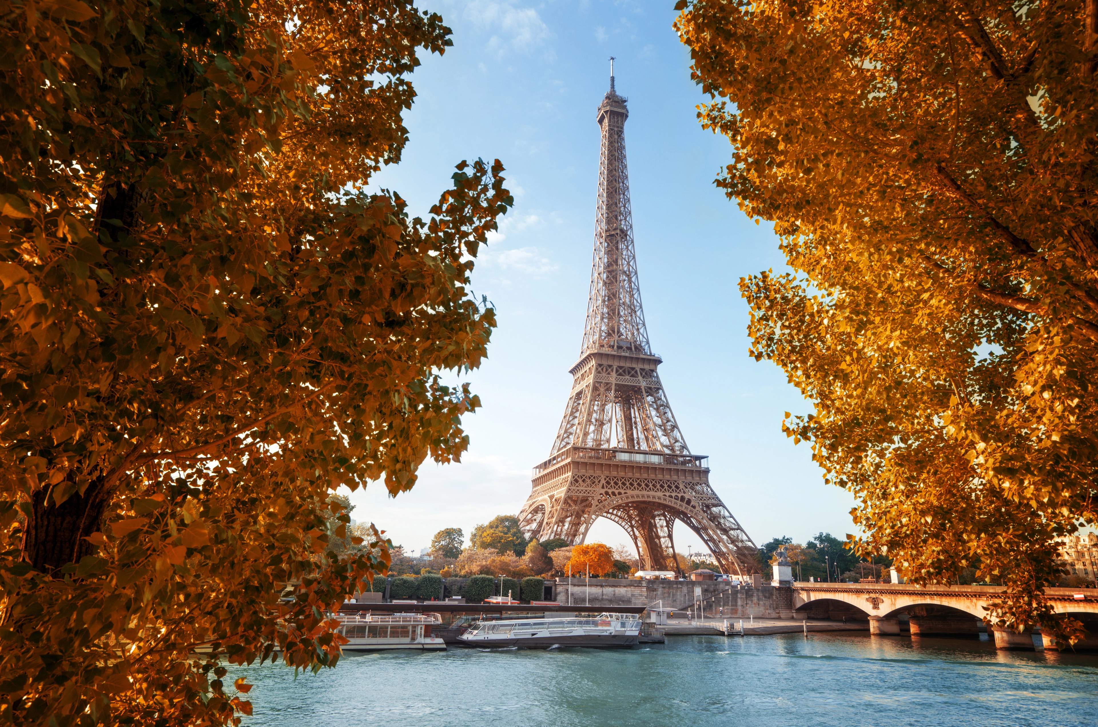 Eiffel Tower in autumn