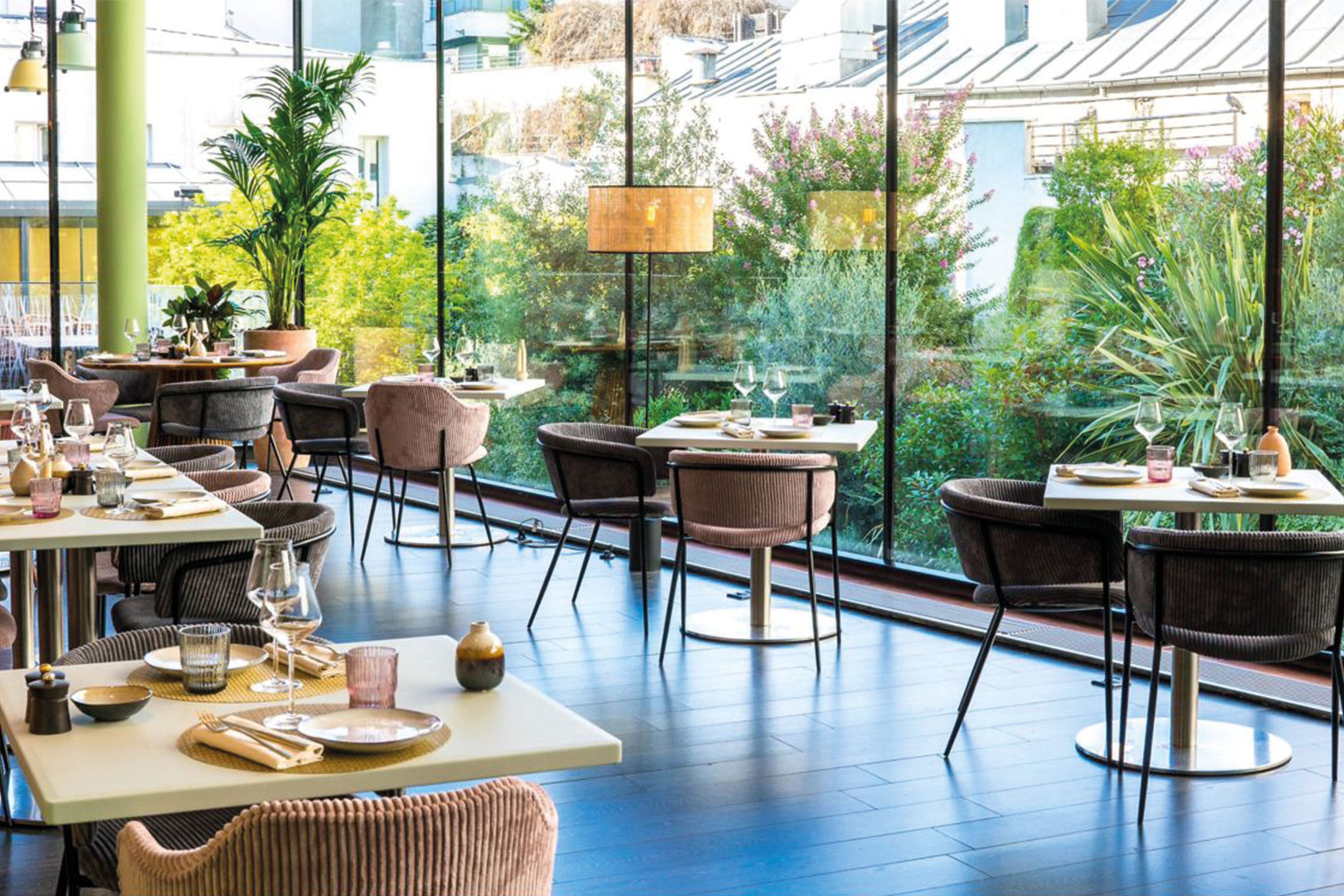 Renaissance Paris Arc de Triomphe Hotel
