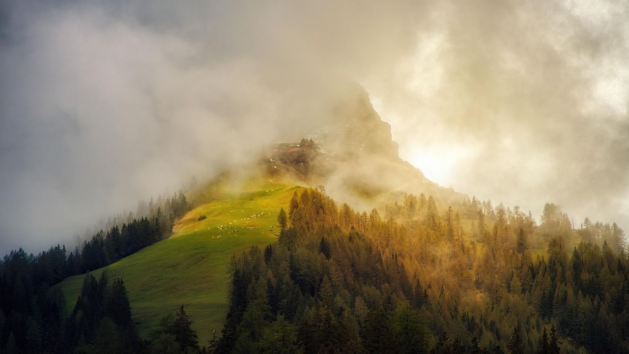 Austrian Alps mountain landscape, the dramatic setting for the Österreichring circuit