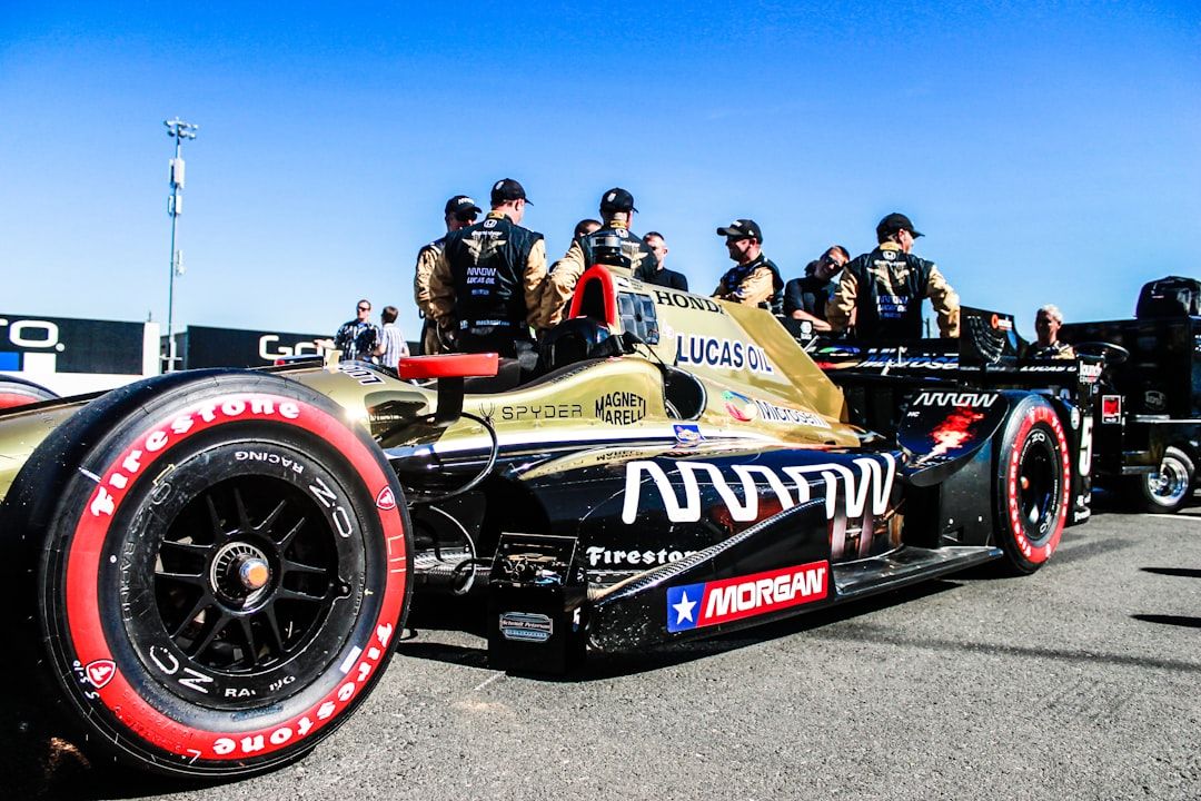 Pit crew working on an IndyCar during the Indianapolis 500