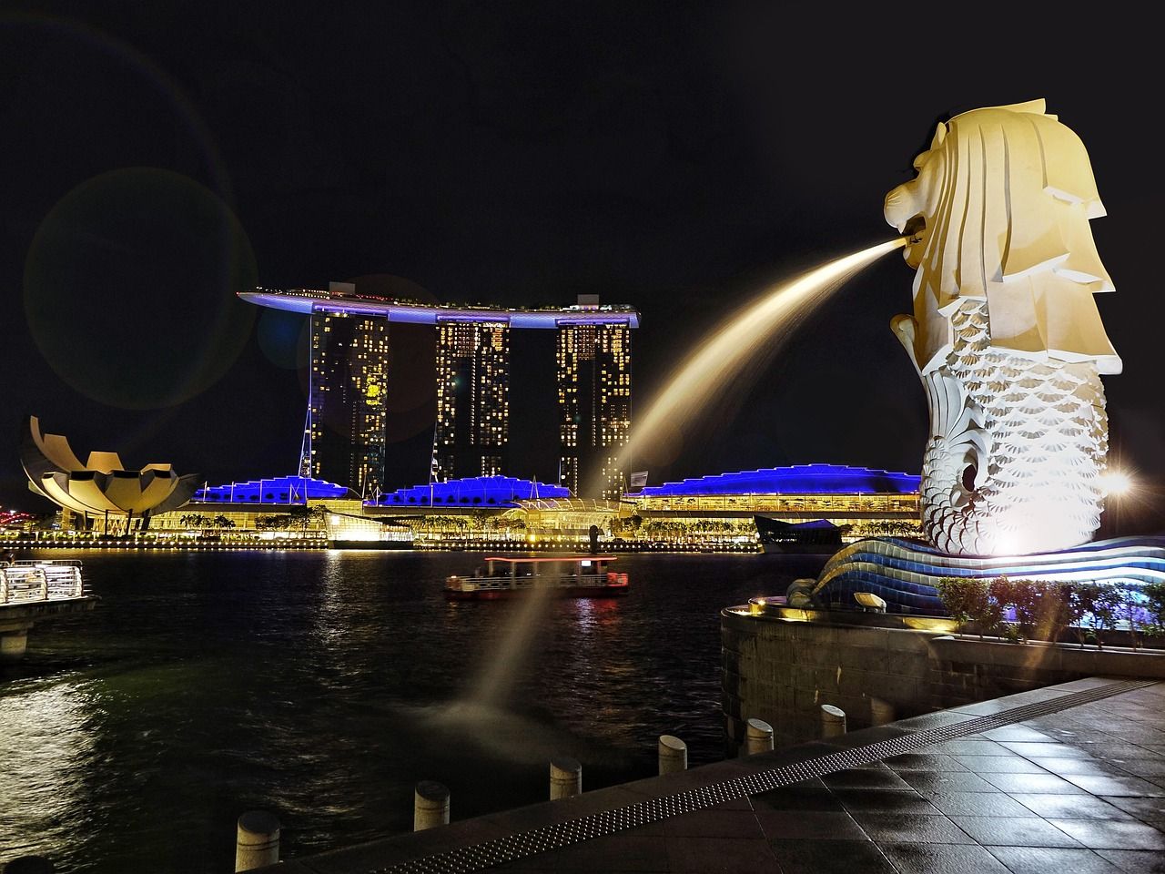 Singapore's skyline and the Merlion during Grand Prix night