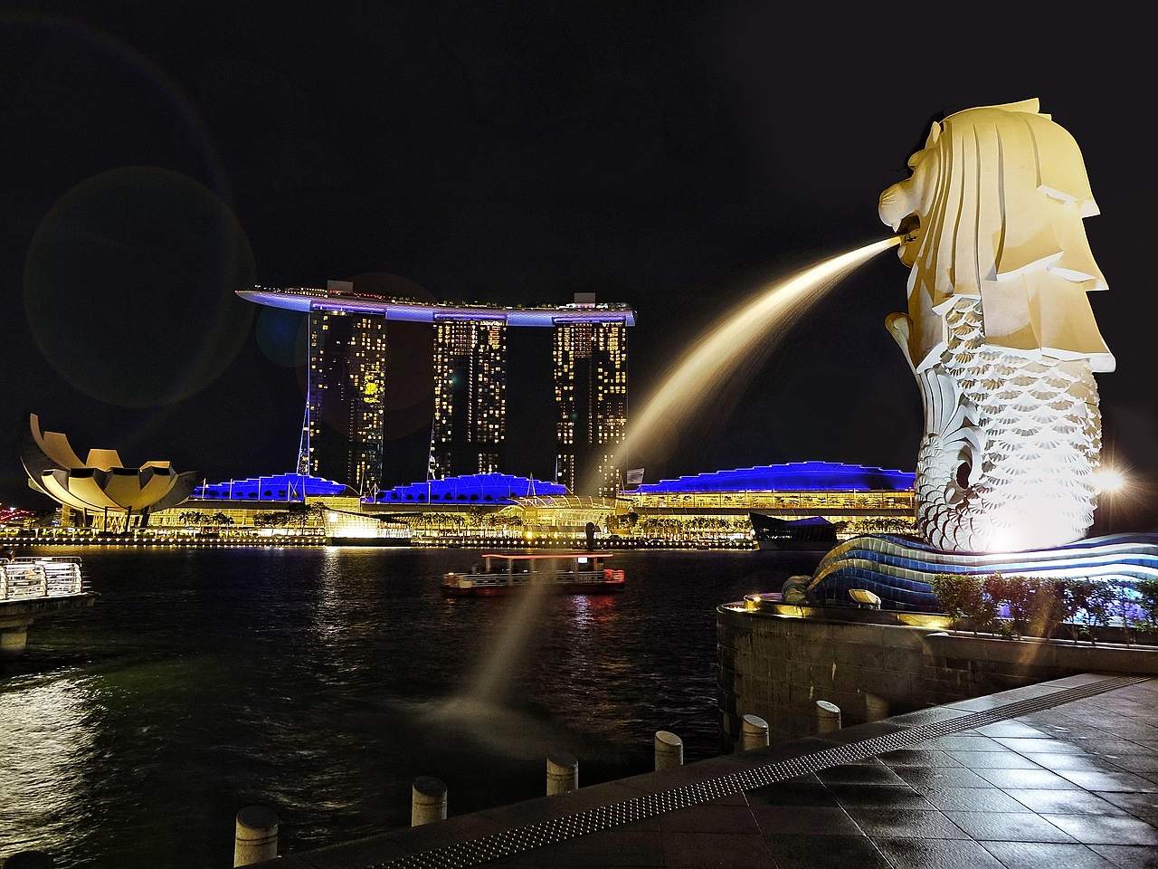 Singapore's skyline and the Merlion during Grand Prix night