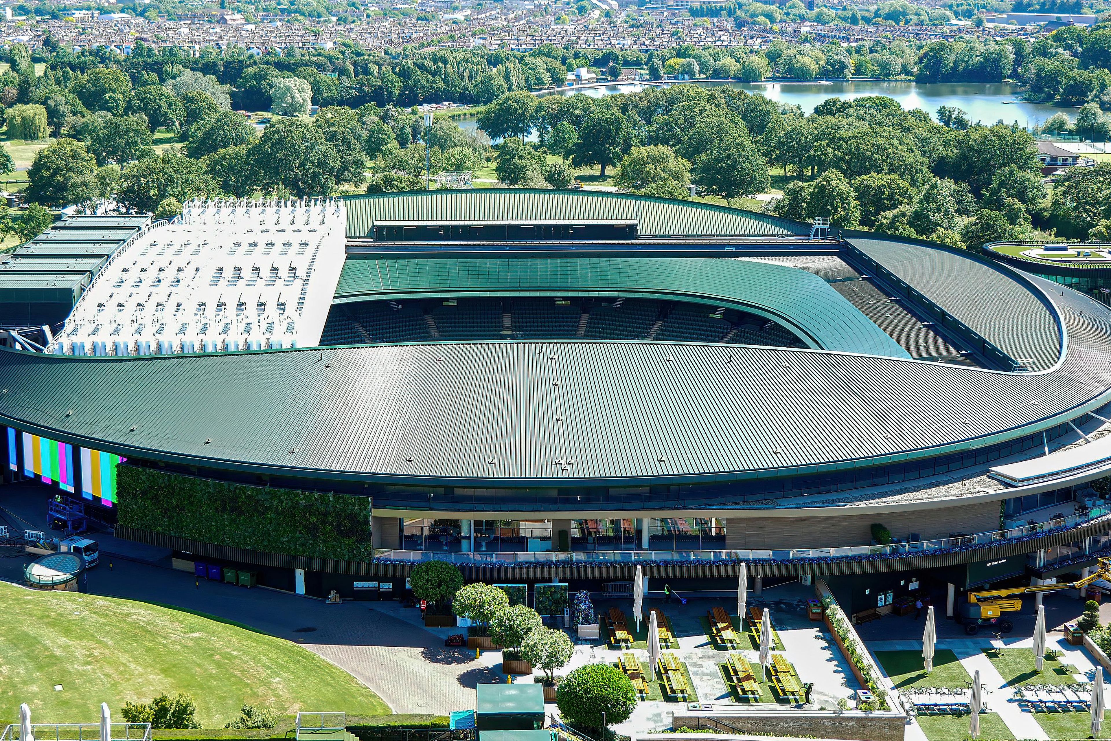 Centre Court at the All England Lawn Tennis and Croquet Club